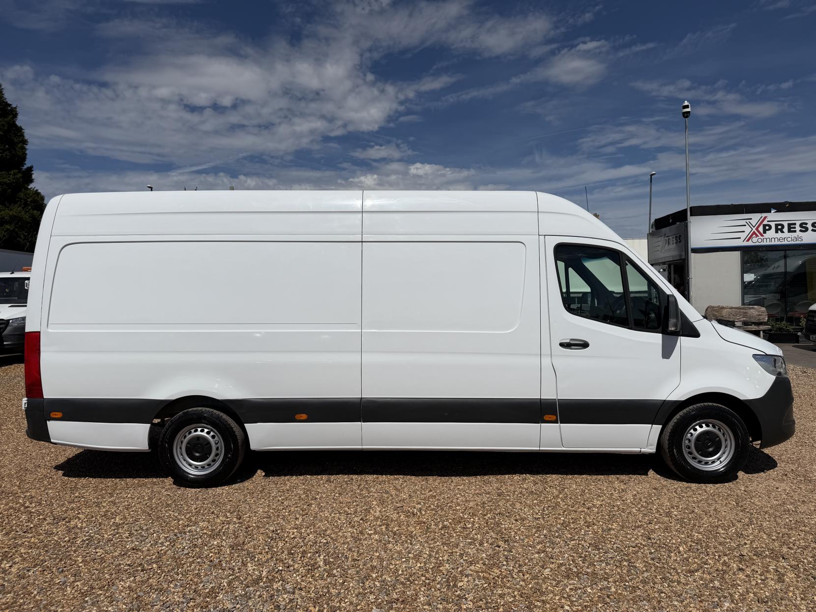 2020 Mercedes-Benz Sprinter 2.1 314 CDI Panel Van 5dr Diesel Manual RWD L3 H2 Euro 6 (143 ps) - Thumbnail 12