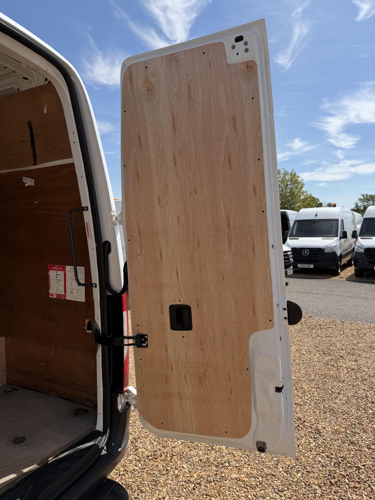 2020 Mercedes-Benz Sprinter 2.1 314 CDI Panel Van 5dr Diesel Manual RWD L3 H2 Euro 6 (143 ps) - Thumbnail 43