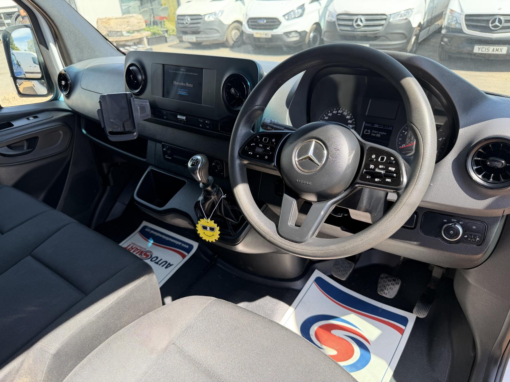 2020 Mercedes-Benz Sprinter 2.1 314 CDI Panel Van 5dr Diesel Manual RWD L3 H2 Euro 6 (143 ps) - Thumbnail 2