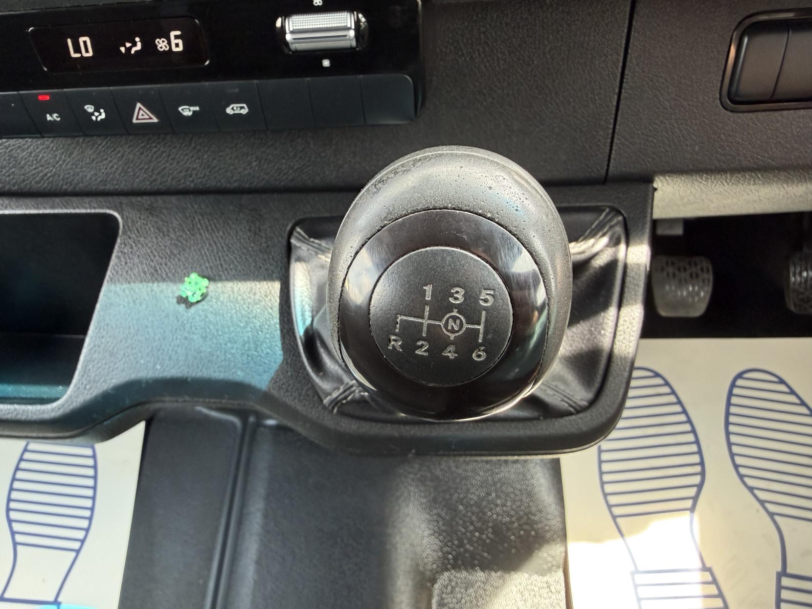 2019 Mercedes-Benz Sprinter 2.1 316 CDI Panel Van 5dr Diesel Manual RWD L2 H2 Euro 6 (163 ps) - Thumbnail 44