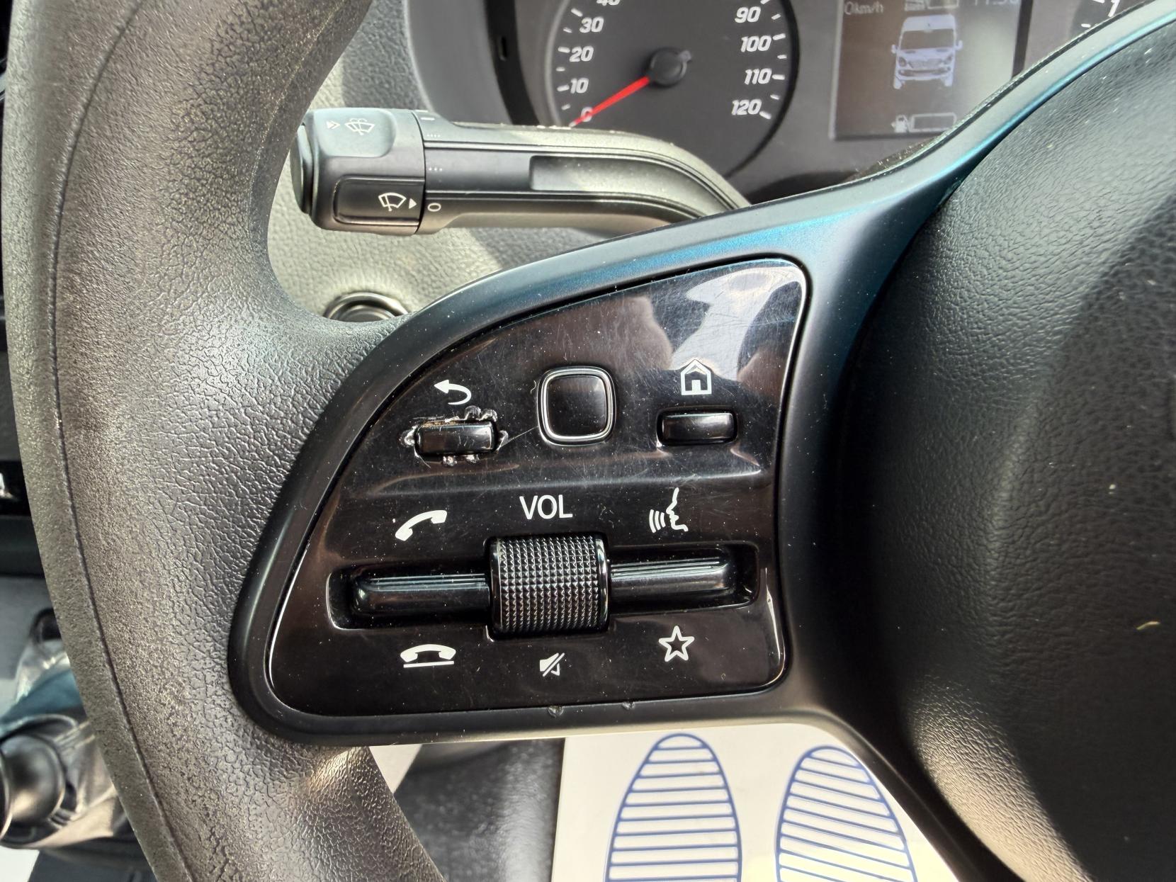 2019 Mercedes-Benz Sprinter 2.1 316 CDI Panel Van 5dr Diesel Manual RWD L2 H2 Euro 6 (163 ps) - Thumbnail 39