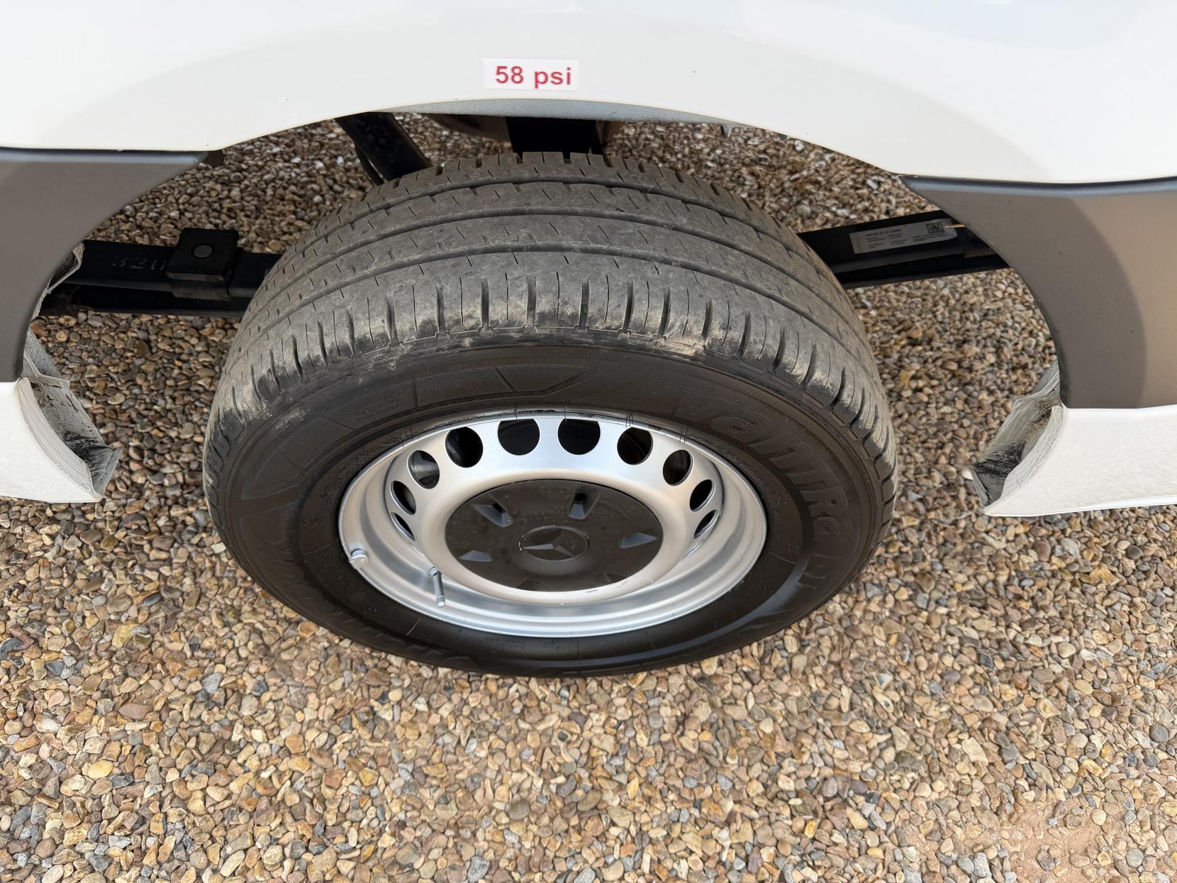 2019 Mercedes-Benz Sprinter 2.1 316 CDI Panel Van 5dr Diesel Manual RWD L2 H2 Euro 6 (163 ps) - Thumbnail 48