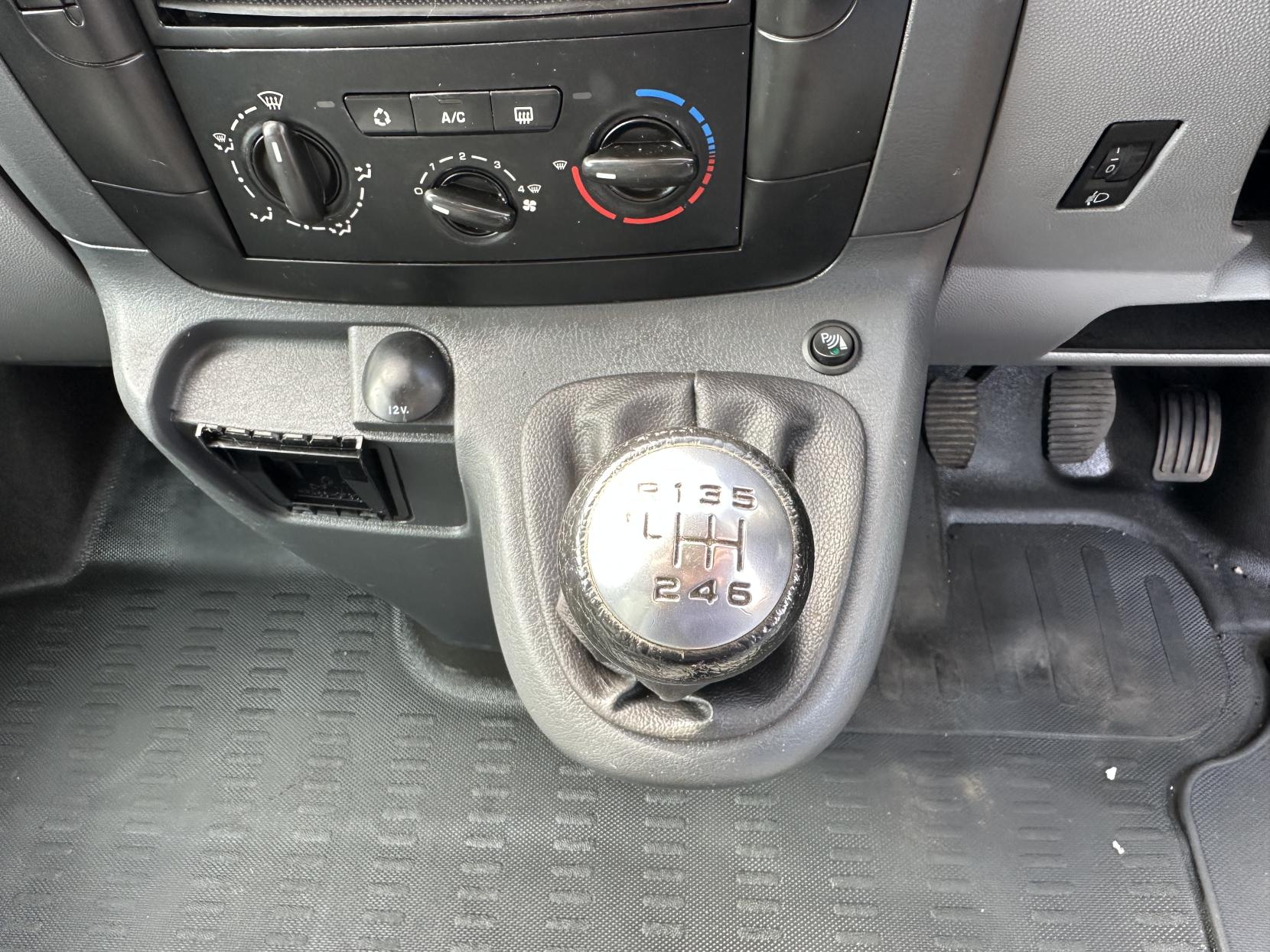 Peugeot Expert 2.0 HDi Professional Panel Van 4dr Diesel Manual L1 H1 (194 g/km, 120 bhp)