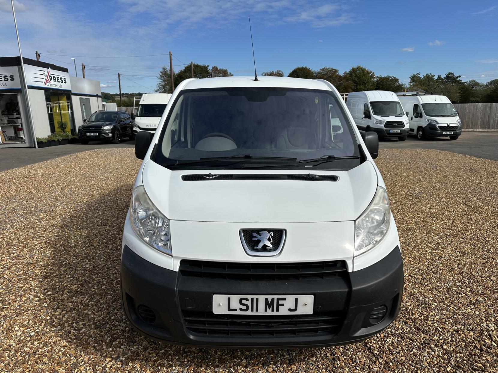 Peugeot Expert 2.0 HDi Professional Panel Van 4dr Diesel Manual L1 H1 (194 g/km, 120 bhp)