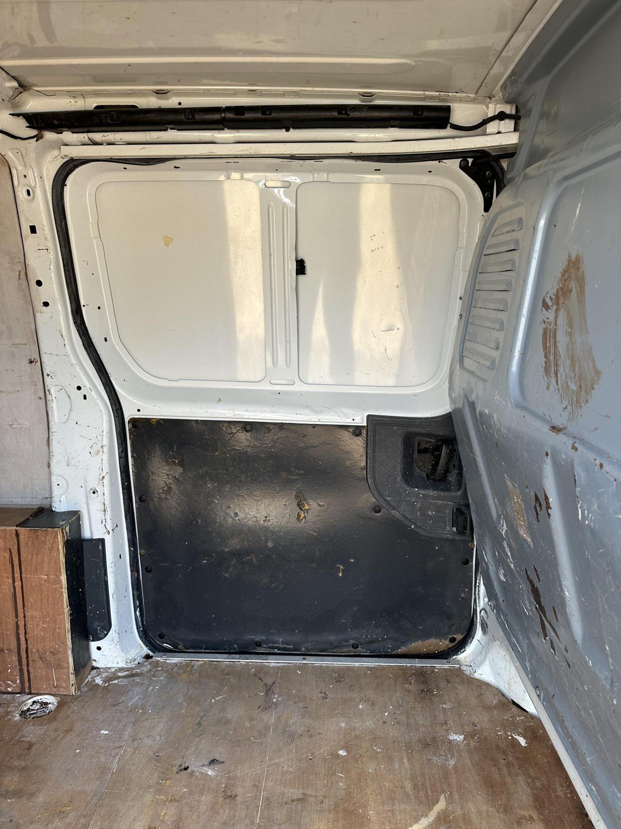 Peugeot Expert 2.0 HDi Professional Panel Van 4dr Diesel Manual L1 H1 (194 g/km, 120 bhp)
