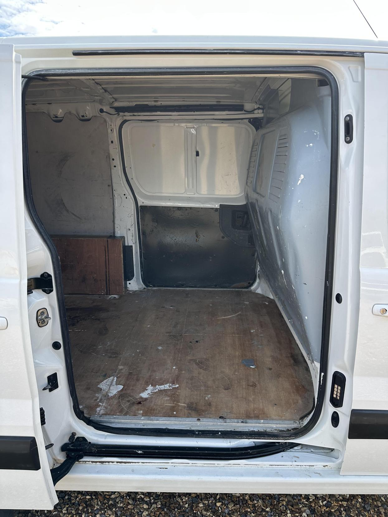 Peugeot Expert 2.0 HDi Professional Panel Van 4dr Diesel Manual L1 H1 (194 g/km, 120 bhp)