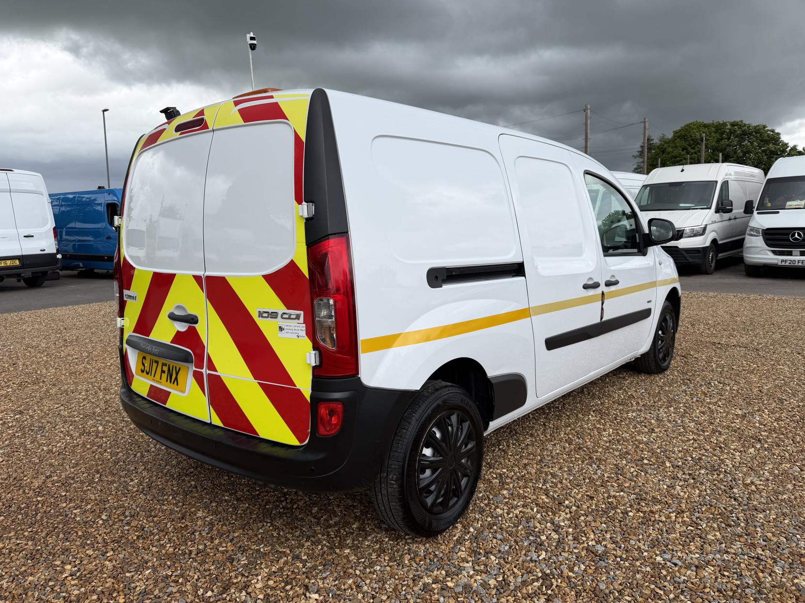 2017 Mercedes-Benz Citan 1.5 109 CDI BlueEfficiency Panel Van 6dr Diesel Manual L3 Euro 5 (s/s) (90 ps) - Thumbnail 11
