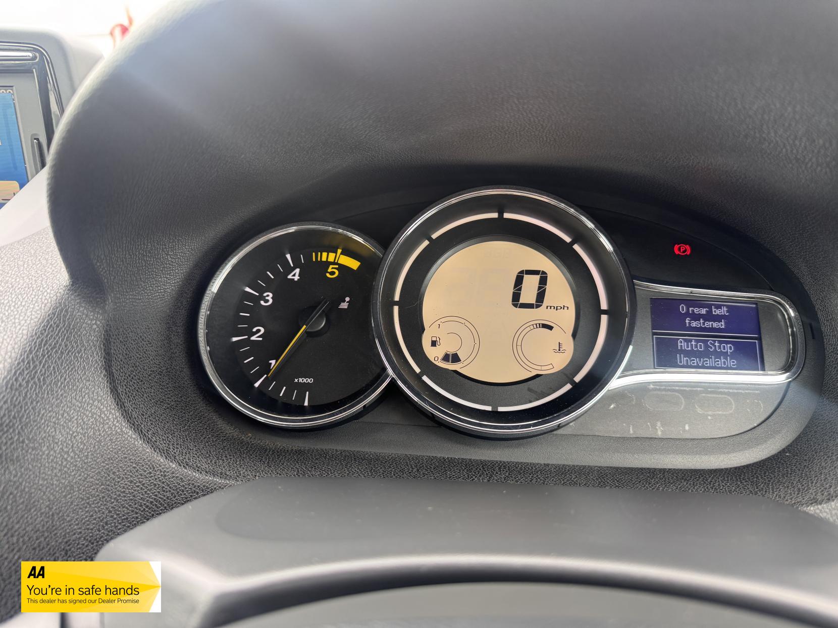 Renault Megane 1.5 dCi ENERGY Dynamique TomTom Sport Tourer 5dr Diesel Manual Euro 5 (s/s) (110 ps)