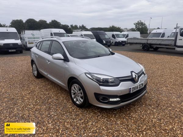 Renault Megane 1.5 dCi ENERGY Dynamique TomTom Sport Tourer 5dr Diesel Manual Euro 5 (s/s) (110 ps)