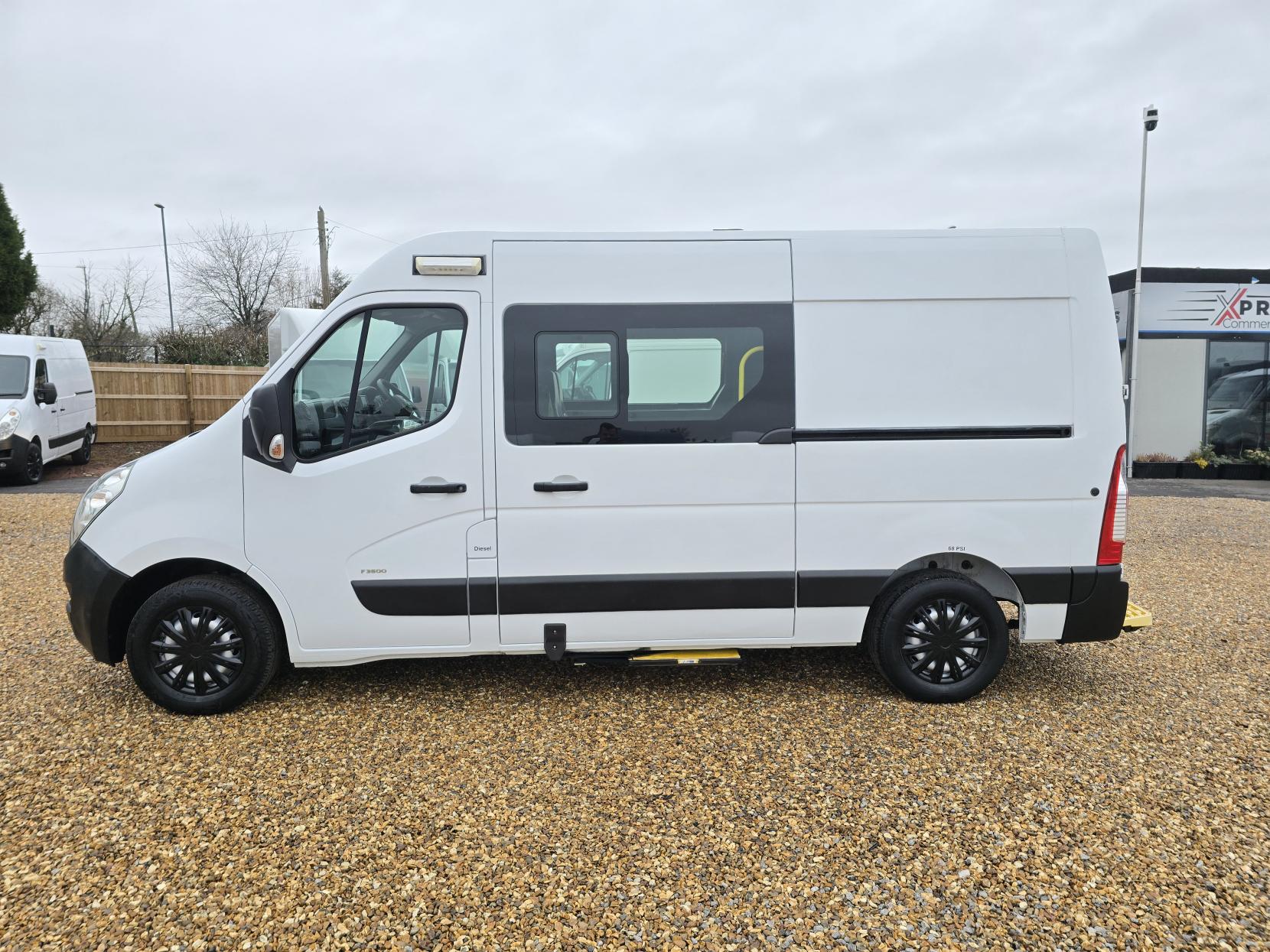 Vauxhall Movano 2.3 CDTi 3500 Panel Van 5dr Diesel Manual FWD L2 H2 Euro 6 (130 ps)