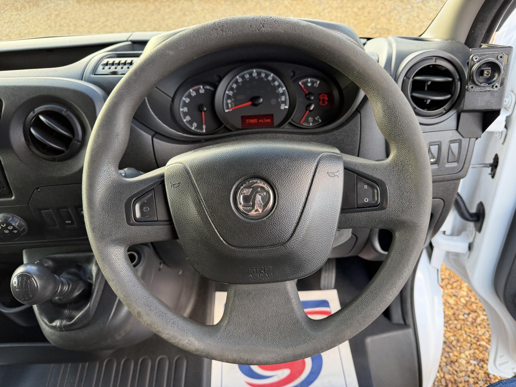 Vauxhall Movano 2.3 CDTi 3500 Panel Van 5dr Diesel Manual FWD L2 H2 Euro 6 (130 ps)