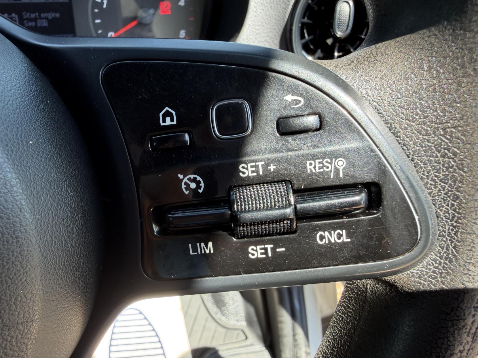 2019 Mercedes-Benz Sprinter 2.1 316 CDI Panel Van 5dr Diesel Manual RWD L2 H2 Euro 6 (163 ps) - Thumbnail 39
