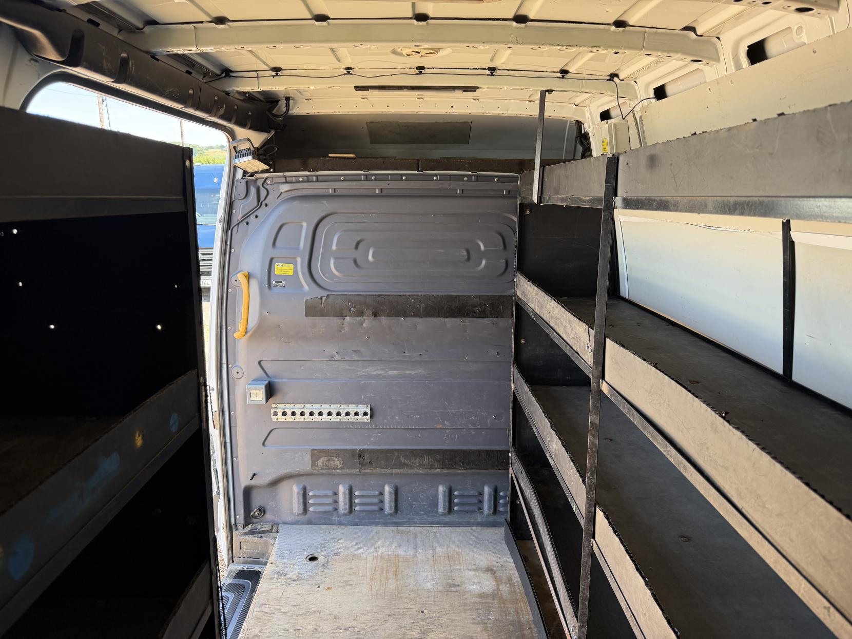 2019 Mercedes-Benz Sprinter 2.1 316 CDI Panel Van 5dr Diesel Manual RWD L2 H2 Euro 6 (163 ps) - Thumbnail 25