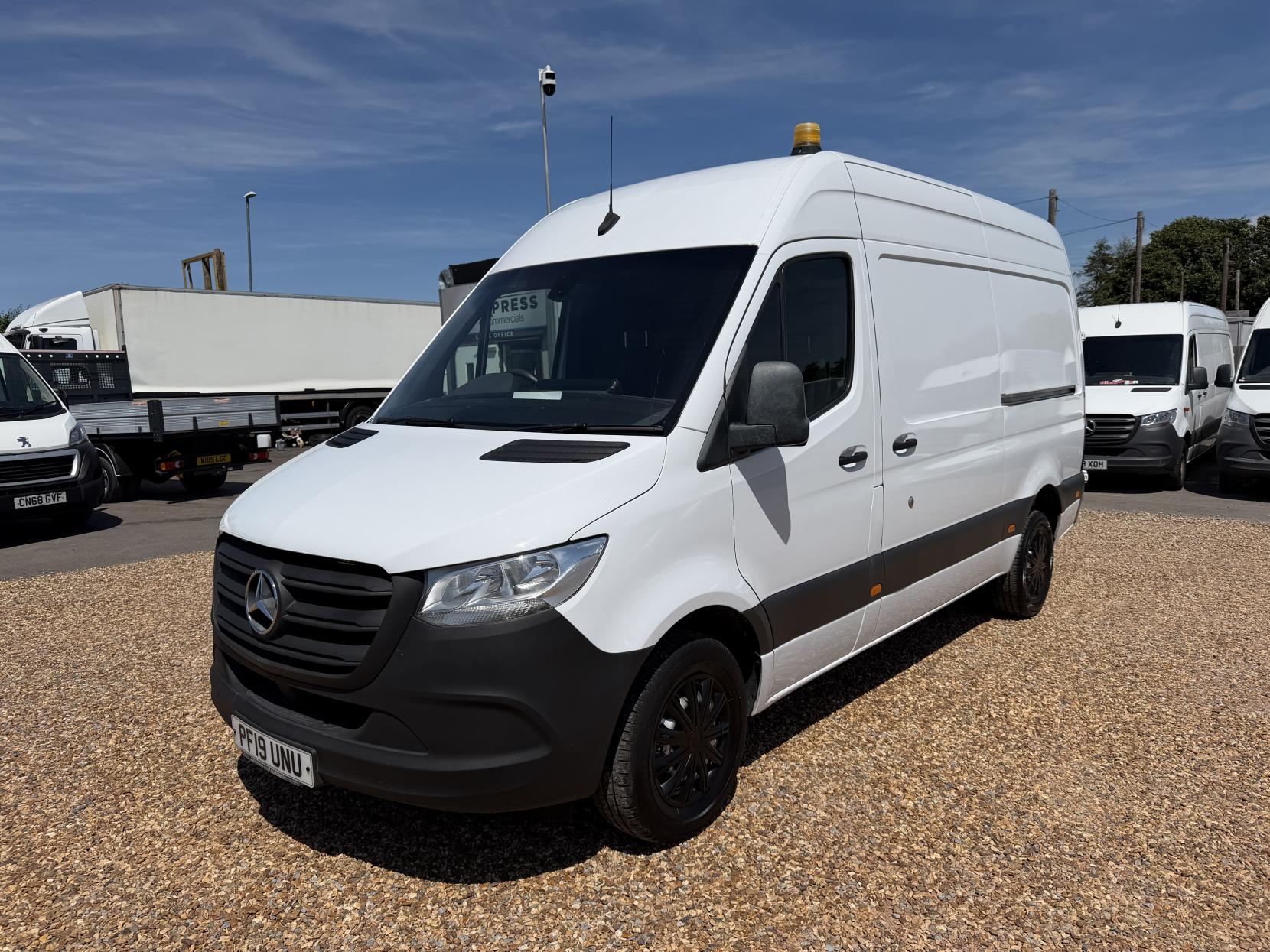 2019 Mercedes-Benz Sprinter 2.1 316 CDI Panel Van 5dr Diesel Manual RWD L2 H2 Euro 6 (163 ps) - Thumbnail 7