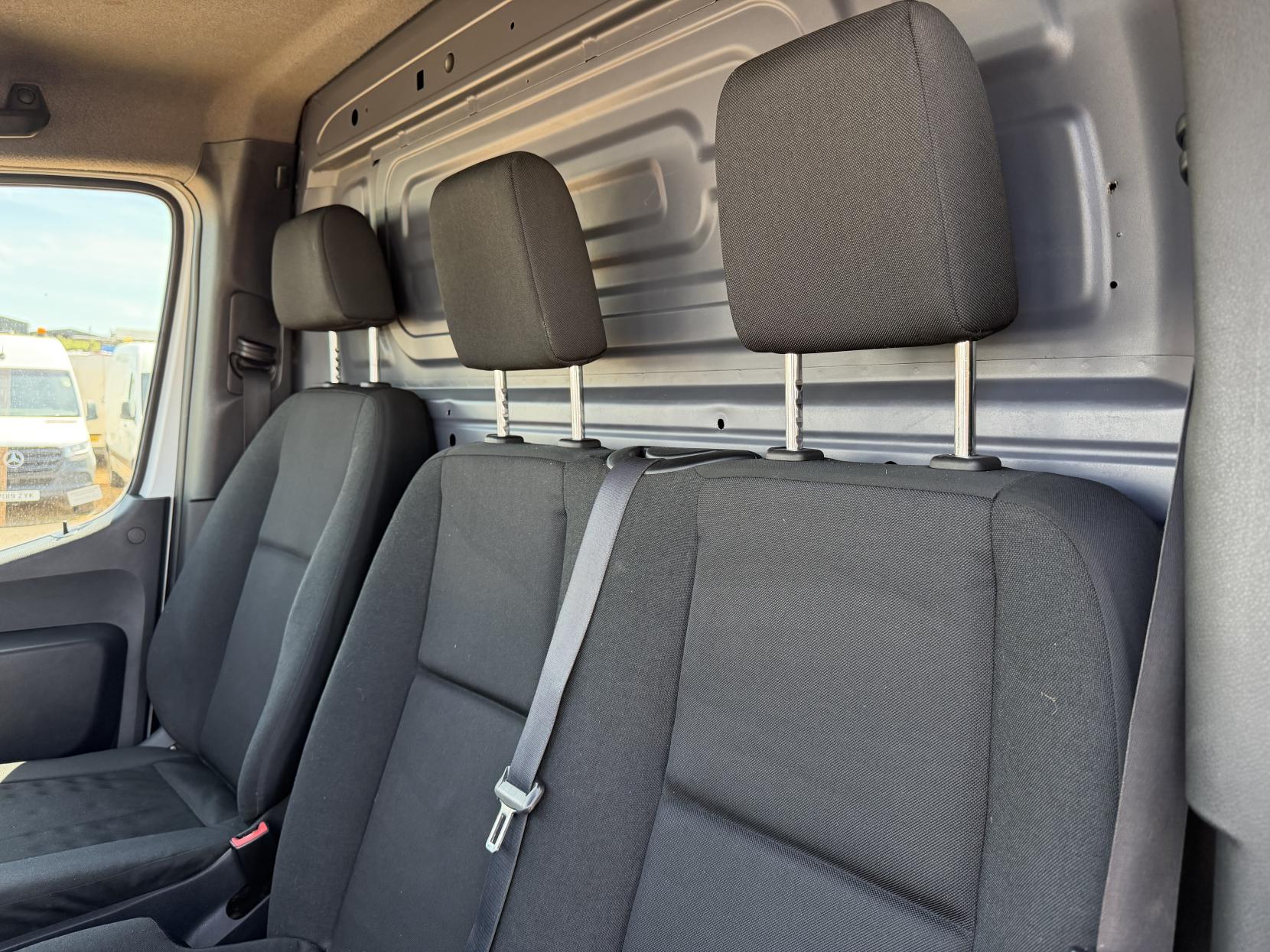 2019 Mercedes-Benz Sprinter 2.1 316 CDI Panel Van 5dr Diesel Manual RWD L2 H2 Euro 6 (163 ps) - Thumbnail 24