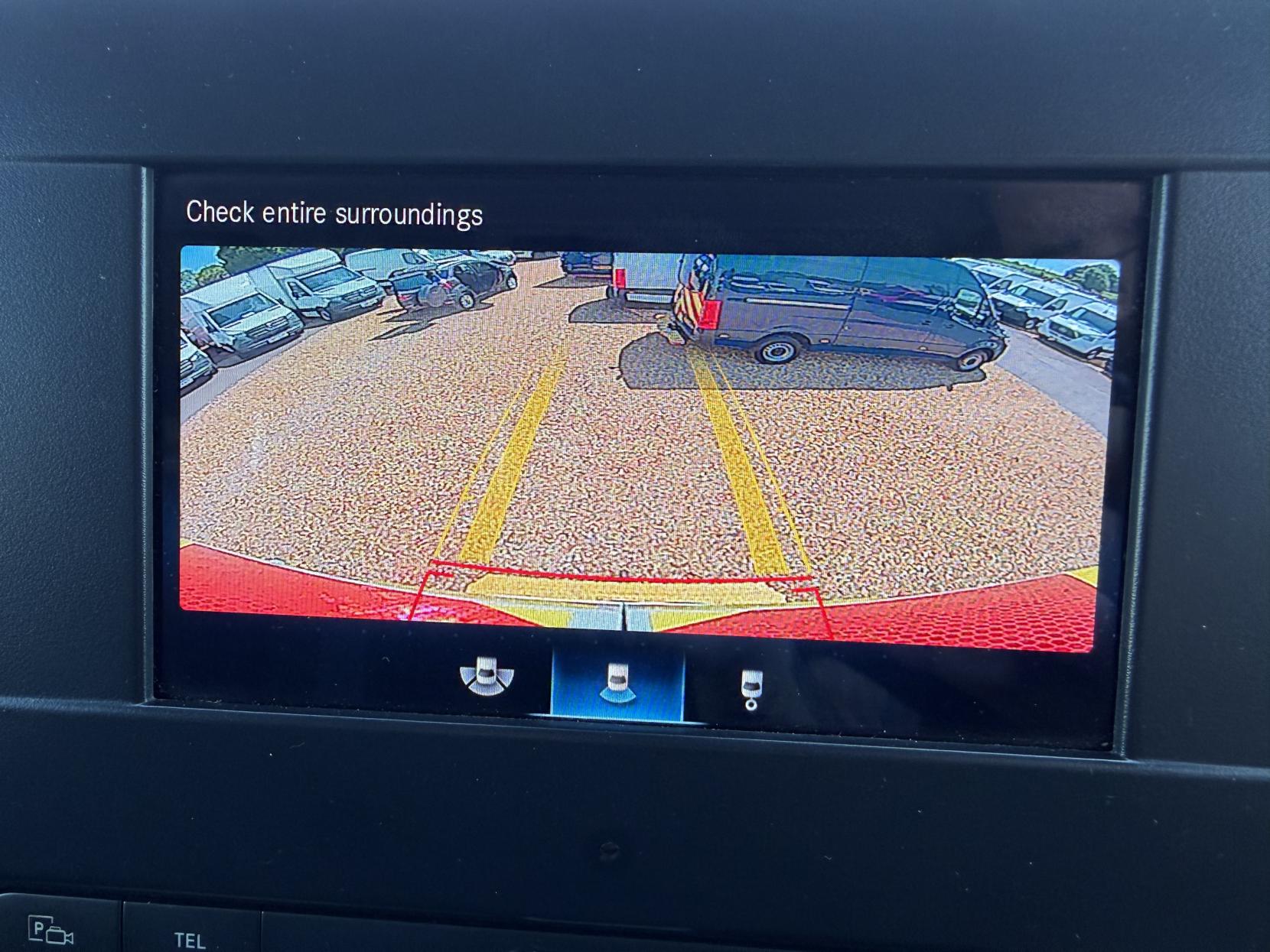 2019 Mercedes-Benz Sprinter 2.1 316 CDI Panel Van 5dr Diesel Manual RWD L2 H2 Euro 6 (163 ps) - Thumbnail 43