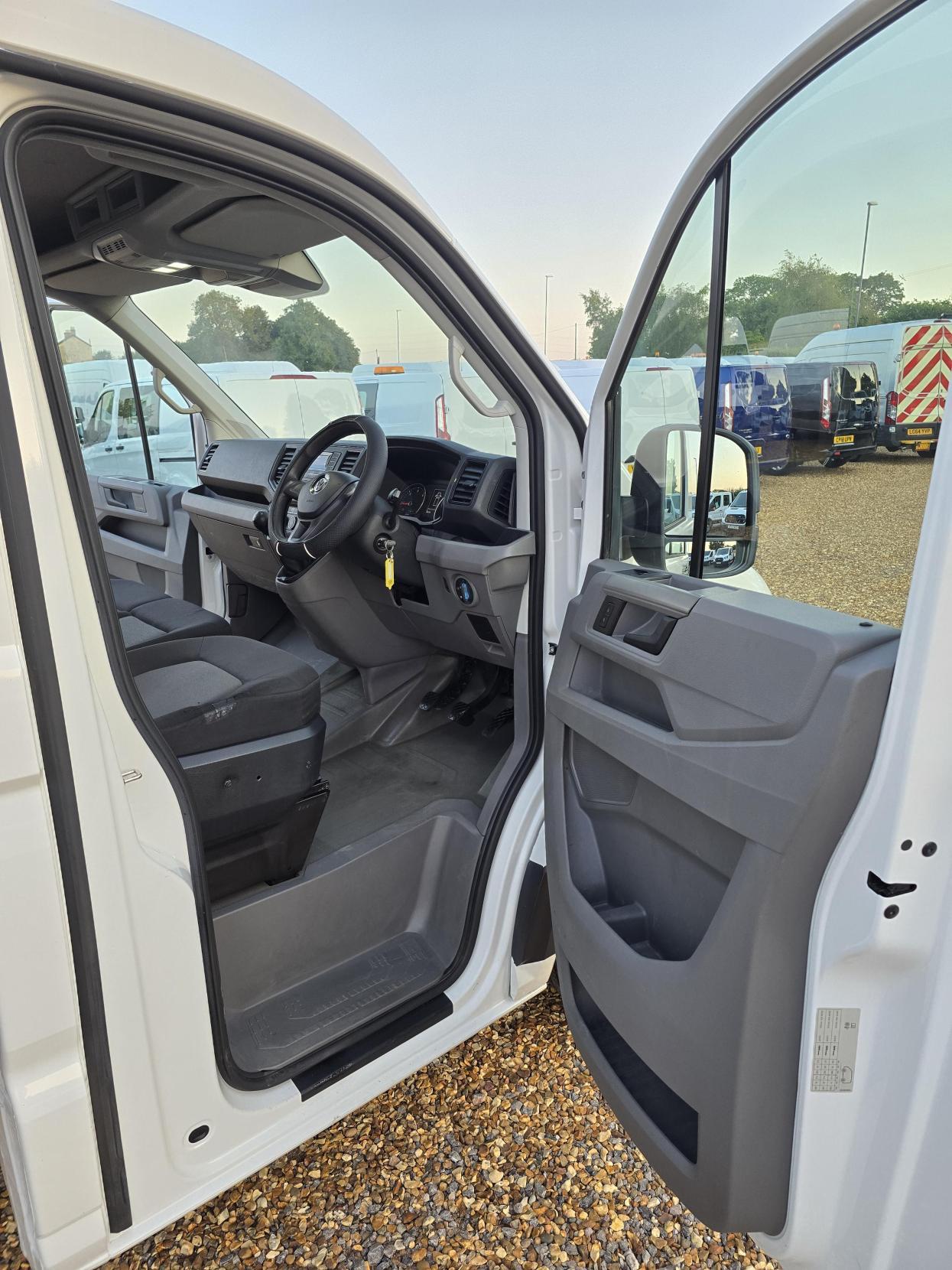 Volkswagen Crafter 2.0 TDI CR35 Startline Dropside 2dr Diesel Manual FWD LWB Euro 6 (s/s) (ETG) (140 ps)