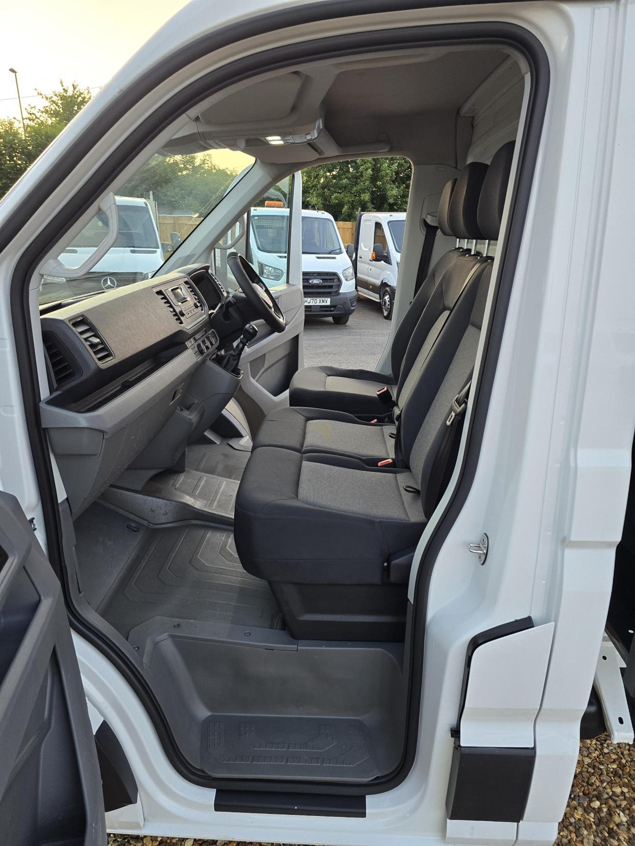 Volkswagen Crafter 2.0 TDI CR35 Startline Dropside 2dr Diesel Manual FWD LWB Euro 6 (s/s) (ETG) (140 ps)