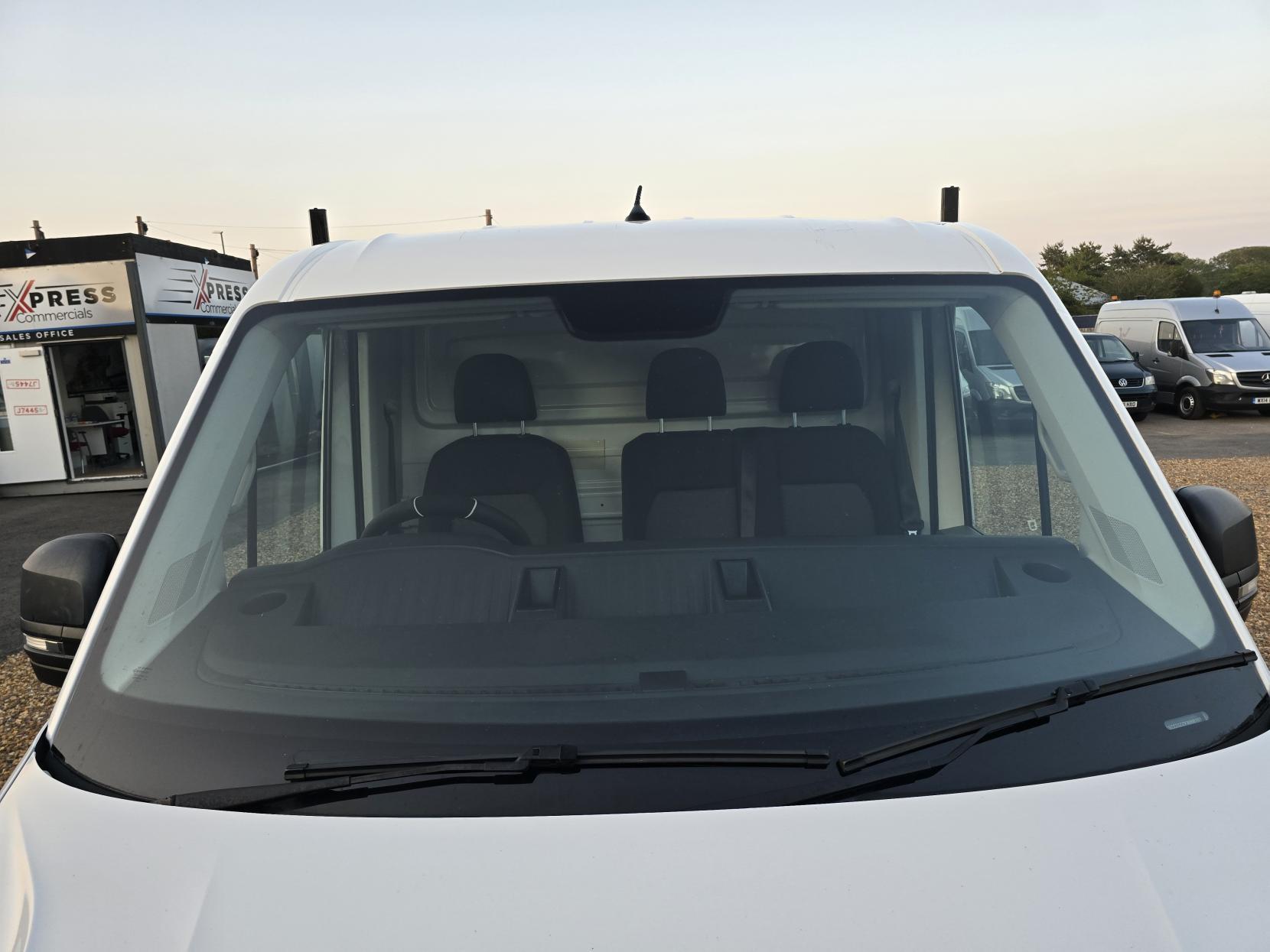 Volkswagen Crafter 2.0 TDI CR35 Startline Dropside 2dr Diesel Manual FWD LWB Euro 6 (s/s) (ETG) (140 ps)