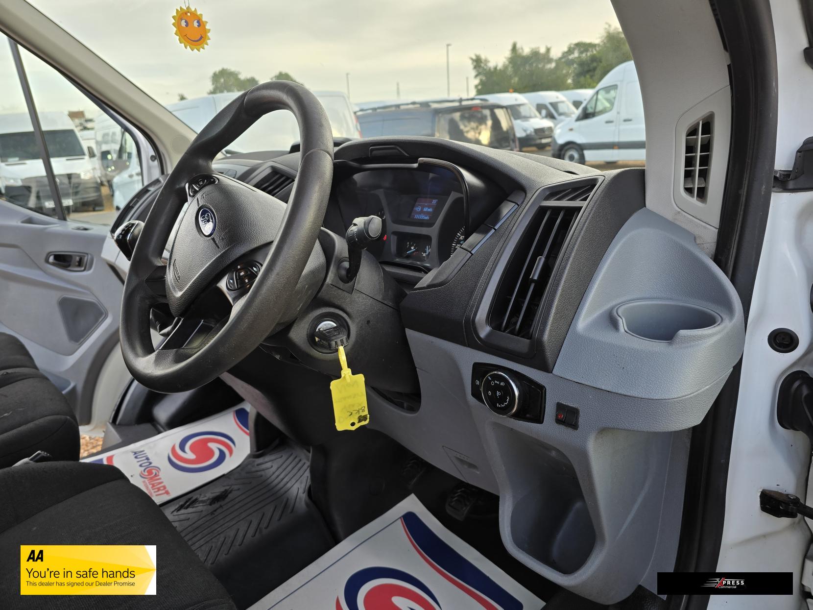 Ford Transit Transit 2.2 TDCi 350 1-Way Tipper 2dr Diesel Manual RWD L2 Euro 5 (1-Stop) (125 ps)