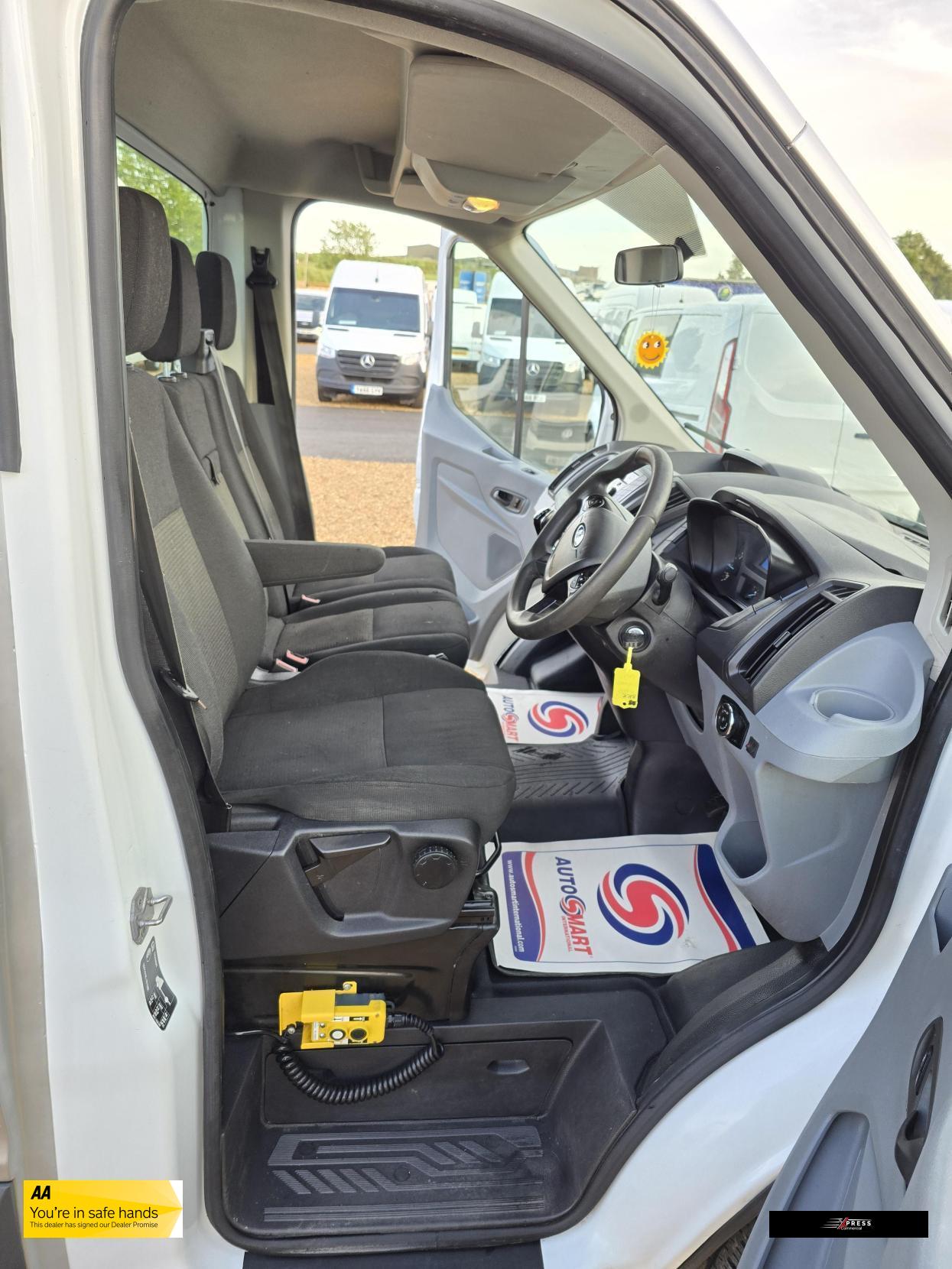 Ford Transit Transit 2.2 TDCi 350 1-Way Tipper 2dr Diesel Manual RWD L2 Euro 5 (1-Stop) (125 ps)