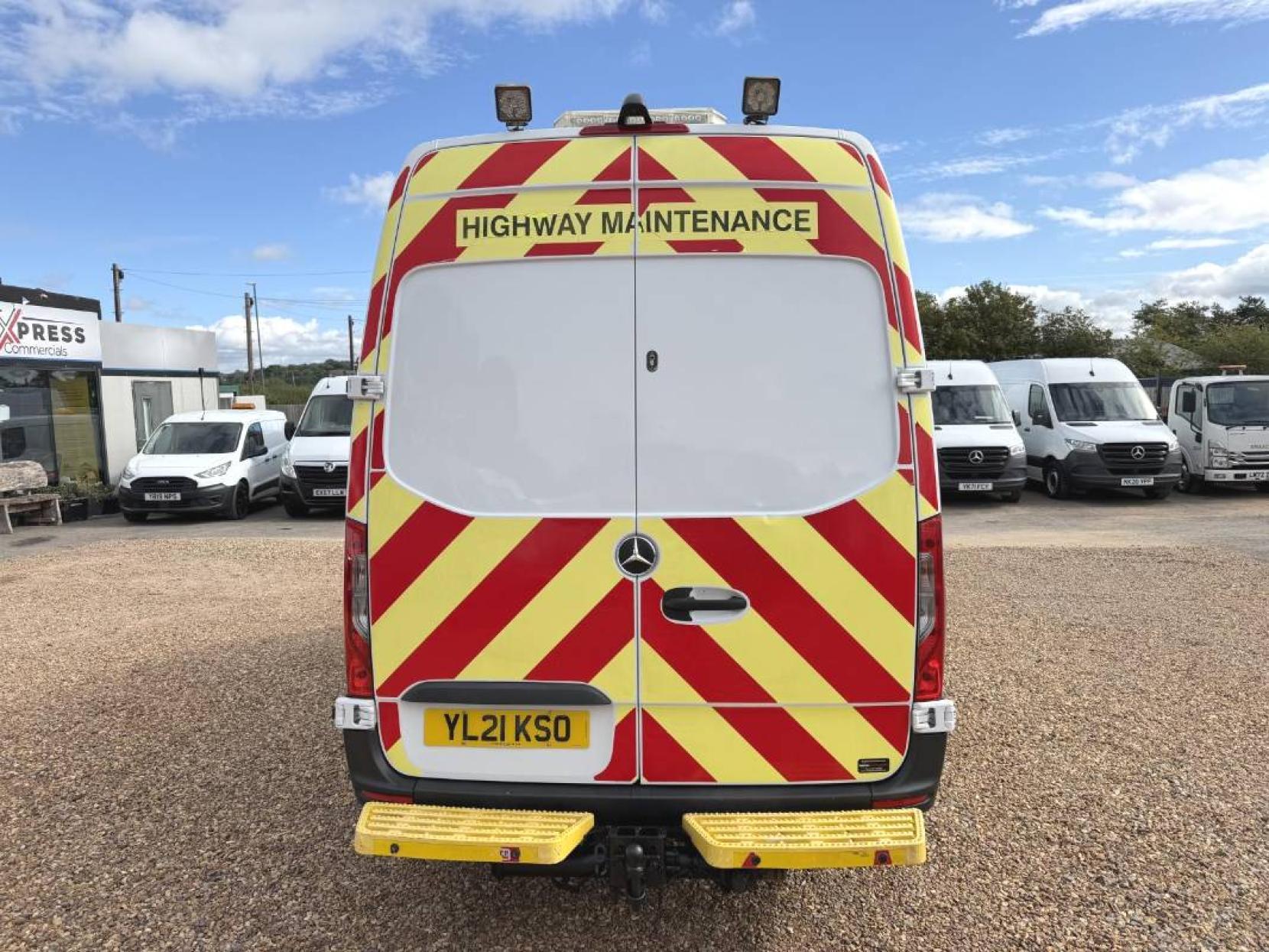 2021 Mercedes-Benz Sprinter 2.1 316 CDI Progressive Panel Van 5dr Diesel Manual RWD L2 H2 Euro 6 (s/s) (163 ps) - Thumbnail 10