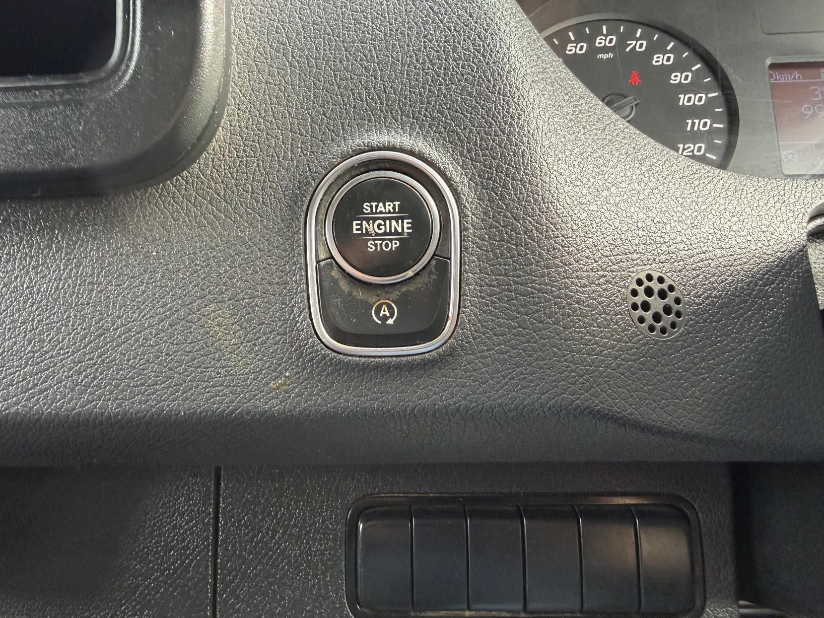 2021 Mercedes-Benz Sprinter 2.1 316 CDI Progressive Panel Van 5dr Diesel Manual RWD L2 H2 Euro 6 (s/s) (163 ps) - Thumbnail 29