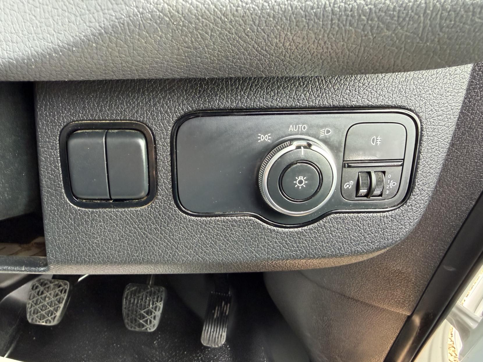 2021 Mercedes-Benz Sprinter 2.1 316 CDI Progressive Panel Van 5dr Diesel Manual RWD L2 H2 Euro 6 (s/s) (163 ps) - Thumbnail 25