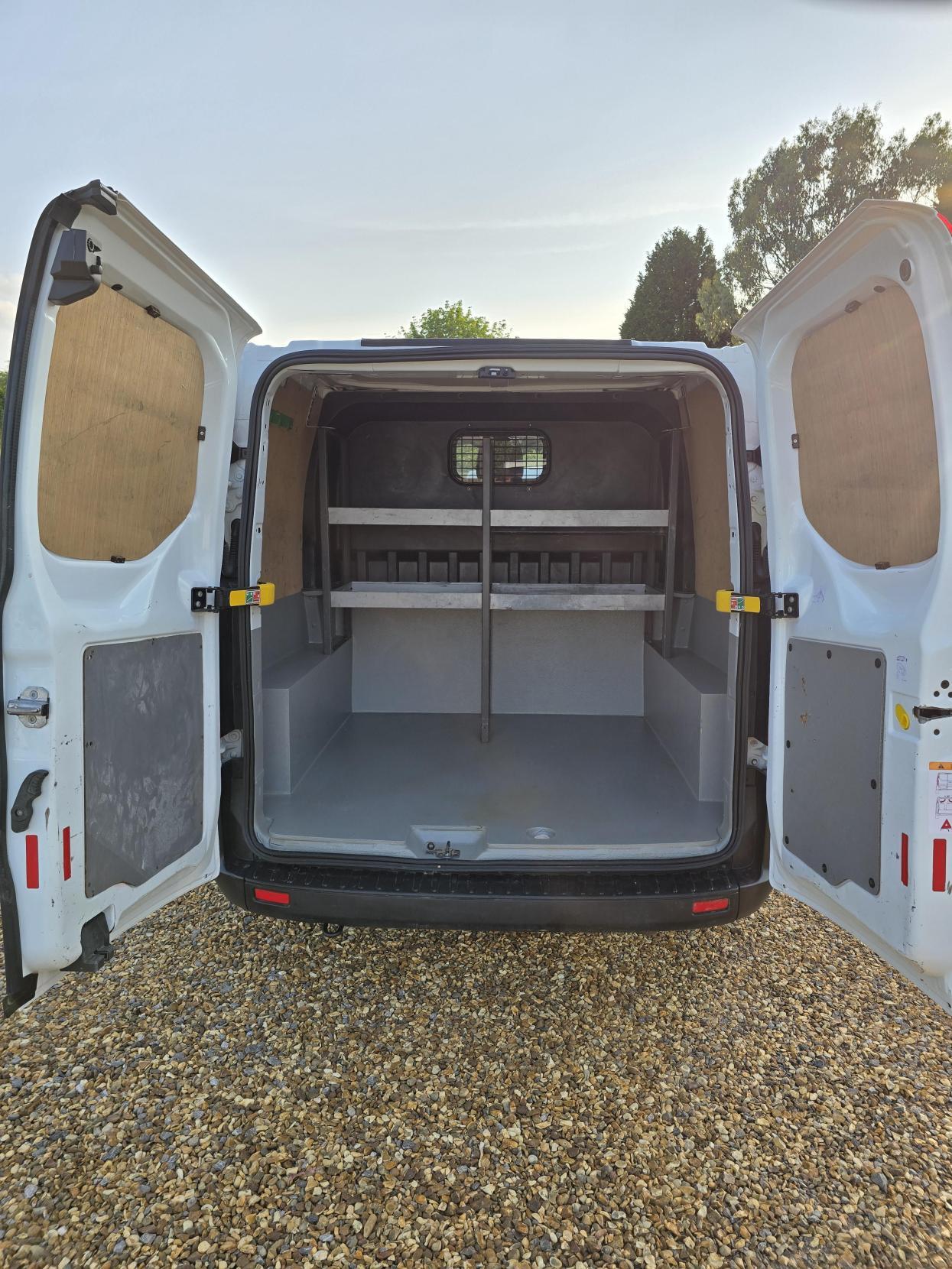 Ford Transit Custom 2.0 280 EcoBlue Leader Crew Van Double Cab 5dr Diesel Manual L1 H1 Euro 6 (s/s) (105 ps)