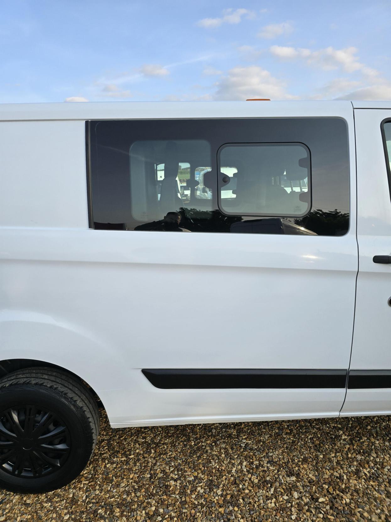 Ford Transit Custom 2.0 280 EcoBlue Leader Crew Van Double Cab 5dr Diesel Manual L1 H1 Euro 6 (s/s) (105 ps)