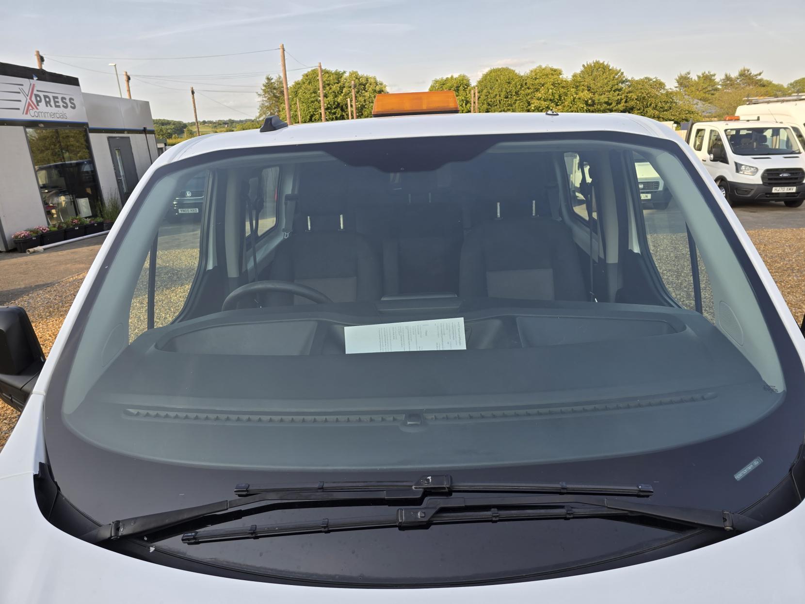 Ford Transit Custom 2.0 280 EcoBlue Leader Crew Van Double Cab 5dr Diesel Manual L1 H1 Euro 6 (s/s) (105 ps)