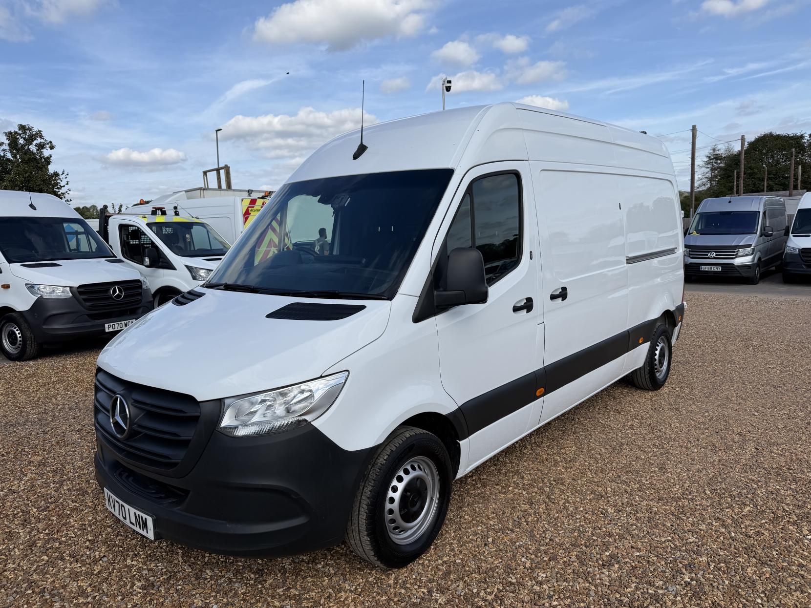 2020 Mercedes-Benz Sprinter 2.1 314 CDI Panel Van 5dr Diesel Manual FWD L2 H2 Euro 6 (143 ps) - Thumbnail 7