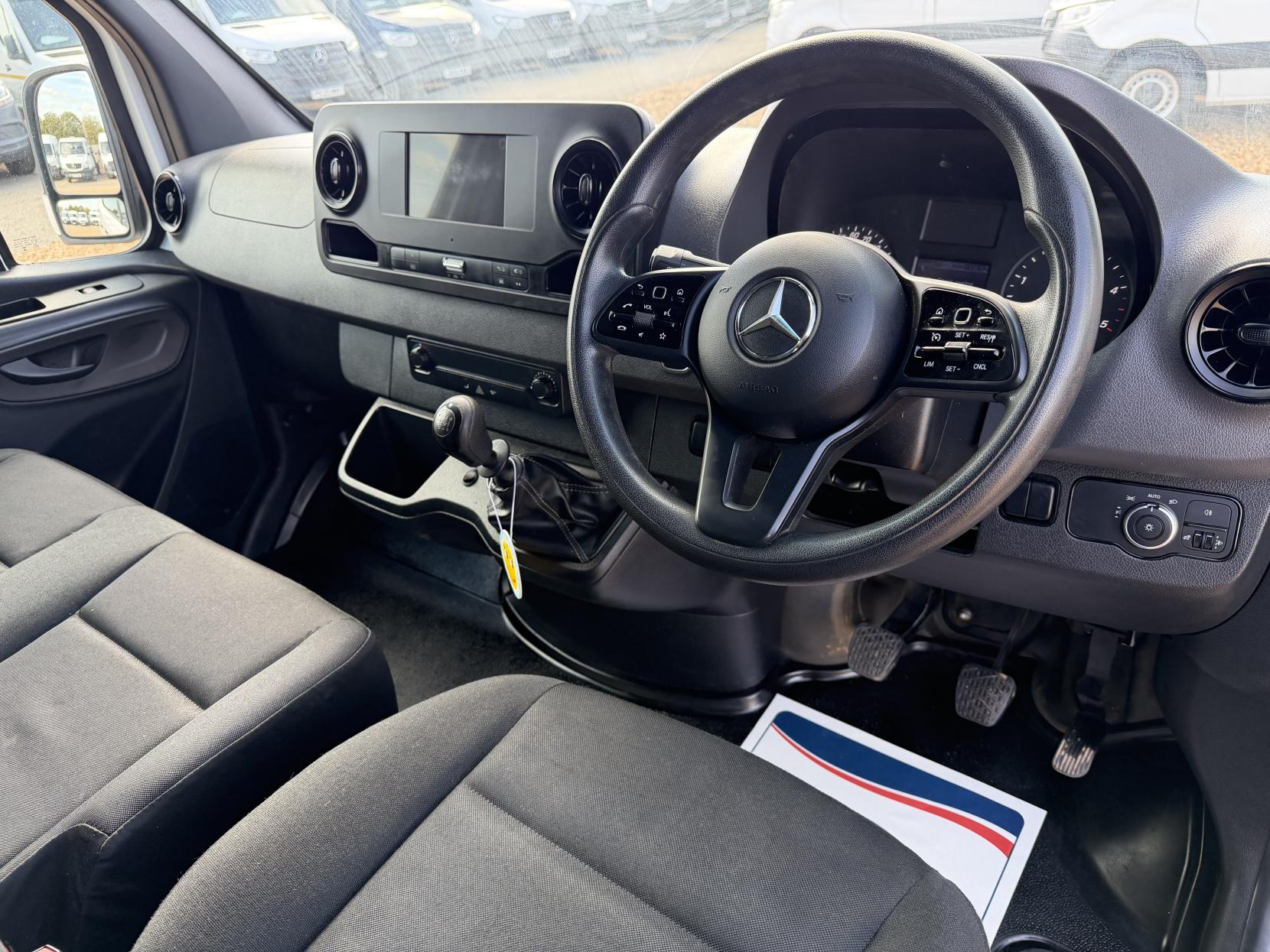 2020 Mercedes-Benz Sprinter 2.1 314 CDI Panel Van 5dr Diesel Manual FWD L2 H2 Euro 6 (143 ps) - Thumbnail 2