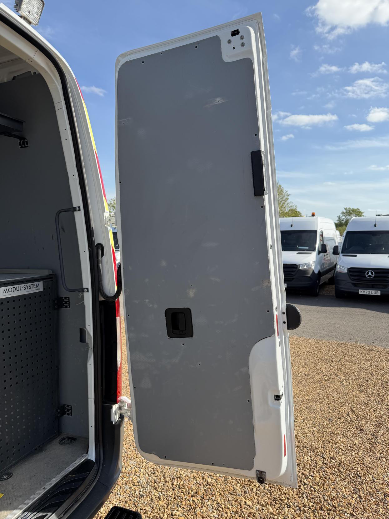 2020 Mercedes-Benz Sprinter 2.1 314 CDI Panel Van 5dr Diesel Manual FWD L2 H2 Euro 6 (143 ps) - Thumbnail 50