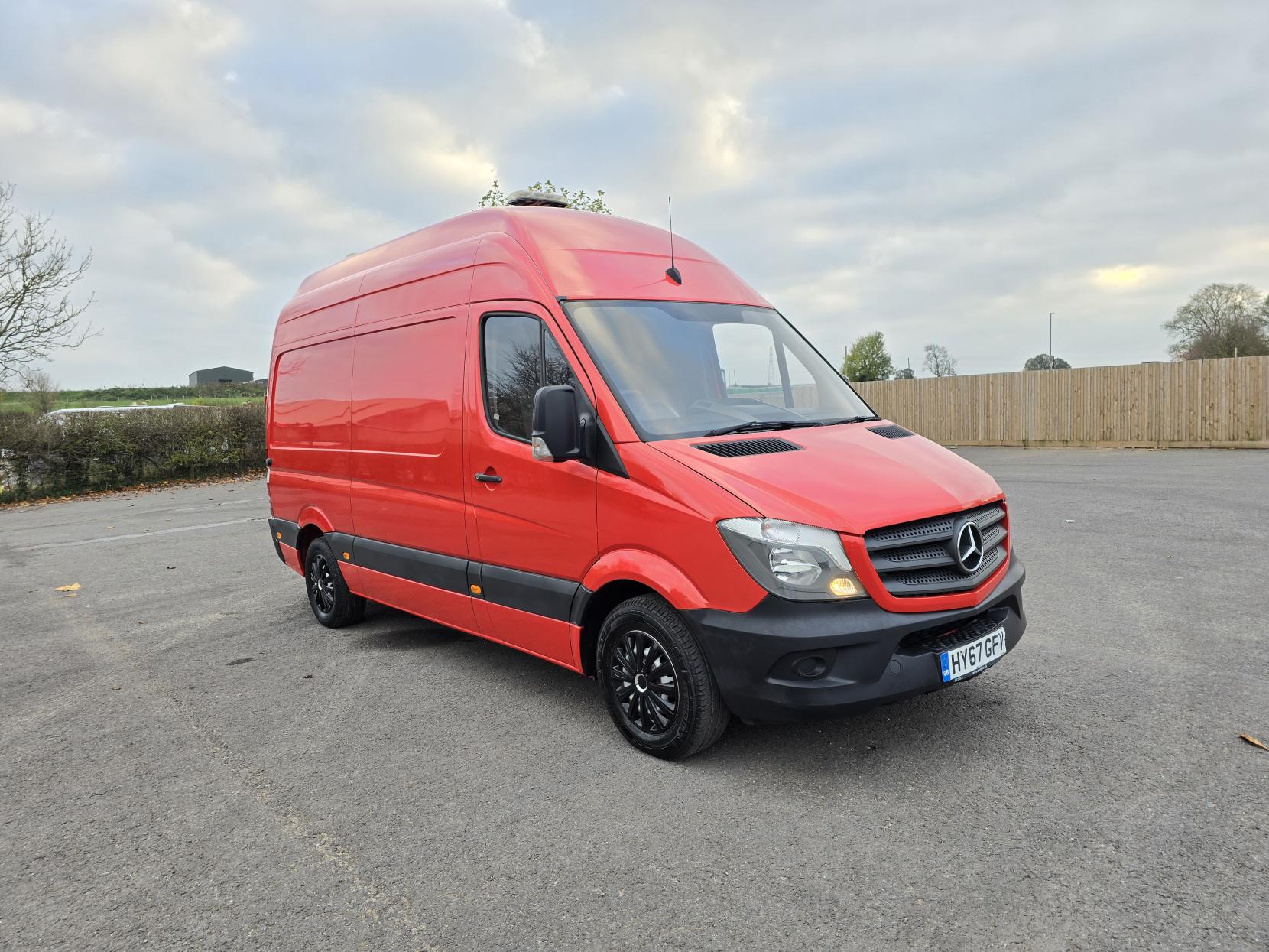 Mercedes-Benz Sprinter 2.1 314 CDi Panel Van 5dr Diesel Manual RWD L2 (213 g/km, 140 bhp)