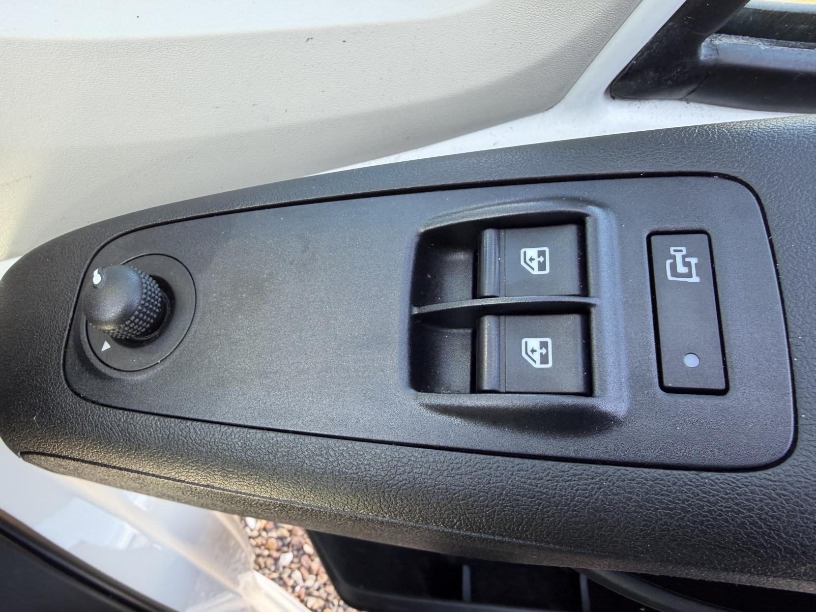 Citroen Relay 2.0 BlueHDi 35 Enterprise Panel Van 5dr Diesel Manual L3 High Roof Euro 6 (130 ps)