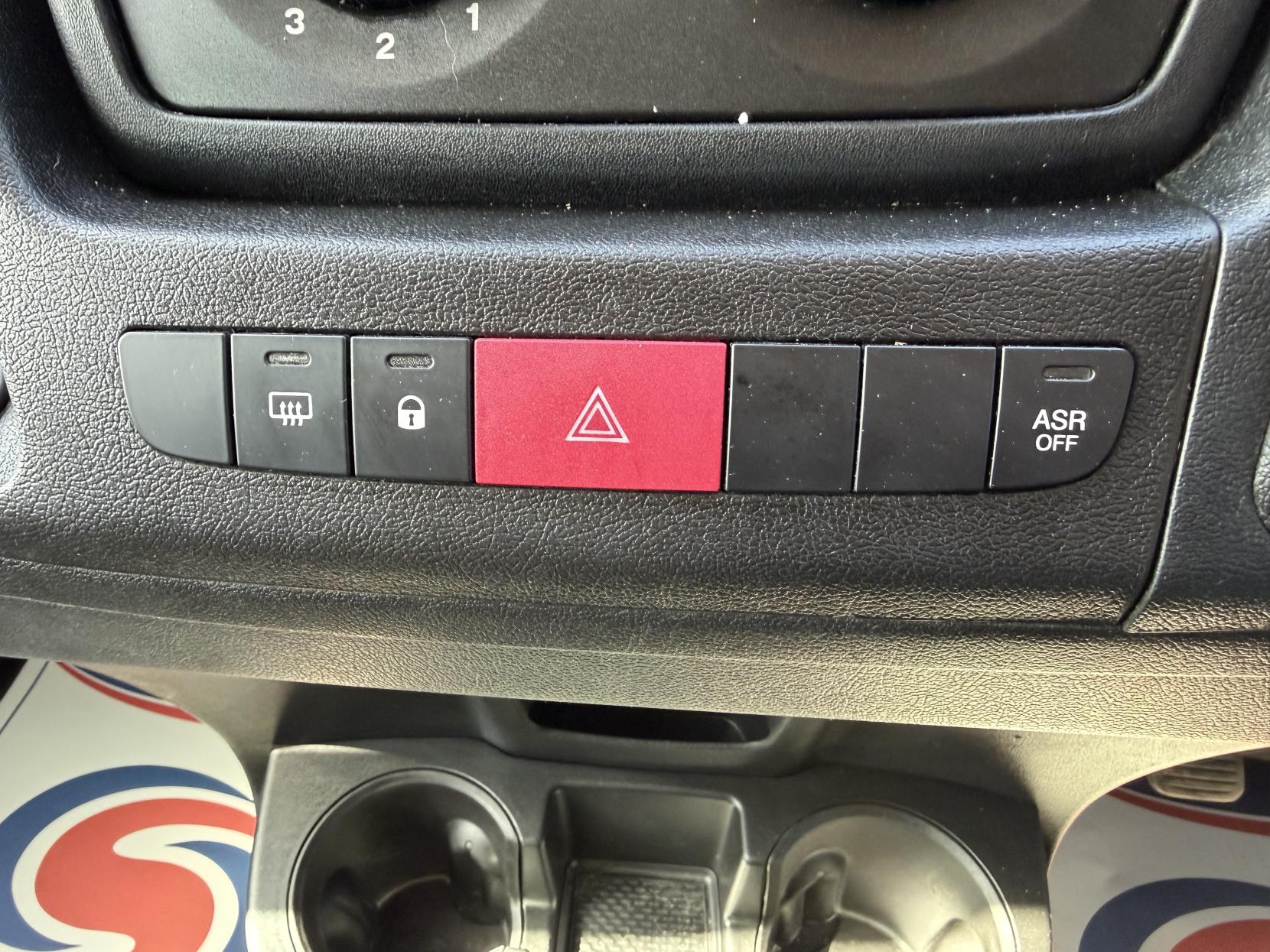 Citroen Relay 2.0 BlueHDi 35 Enterprise Panel Van 5dr Diesel Manual L3 High Roof Euro 6 (130 ps)