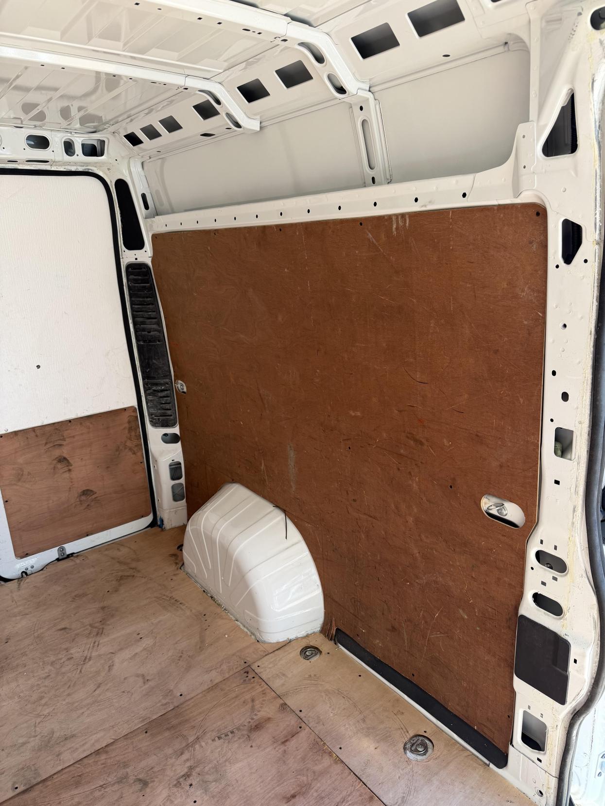 Citroen Relay 2.0 BlueHDi 35 Enterprise Panel Van 5dr Diesel Manual L3 High Roof Euro 6 (130 ps)