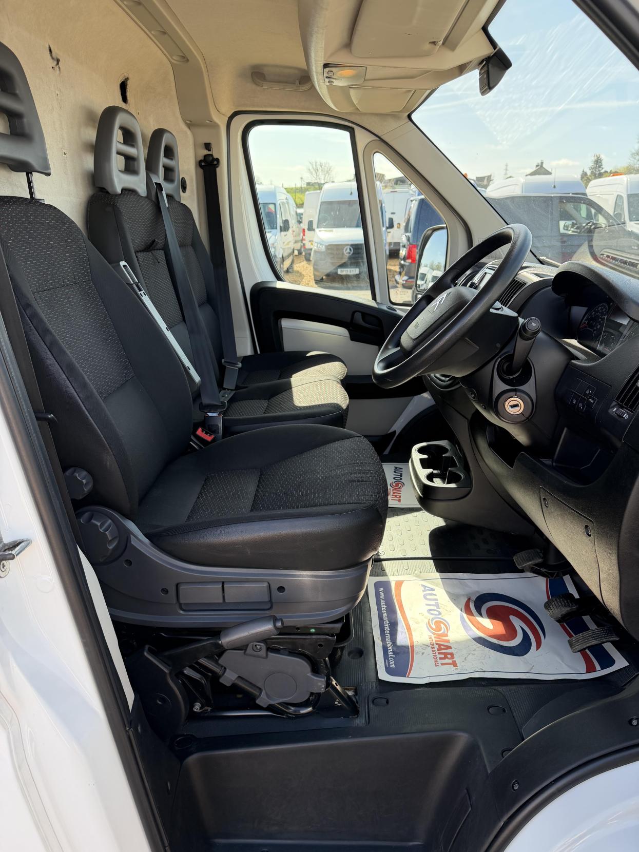 Citroen Relay 2.0 BlueHDi 35 Enterprise Panel Van 5dr Diesel Manual L3 High Roof Euro 6 (130 ps)