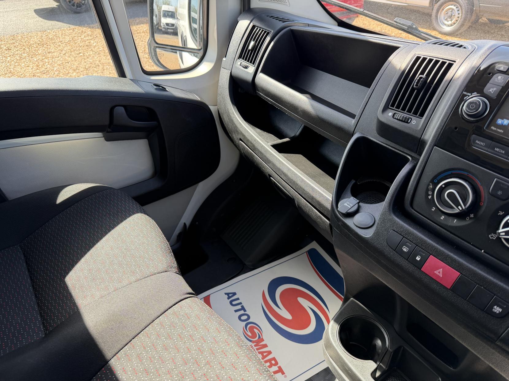 Citroen Relay 2.0 BlueHDi 35 Enterprise Panel Van 5dr Diesel Manual L3 High Roof Euro 6 (130 ps)