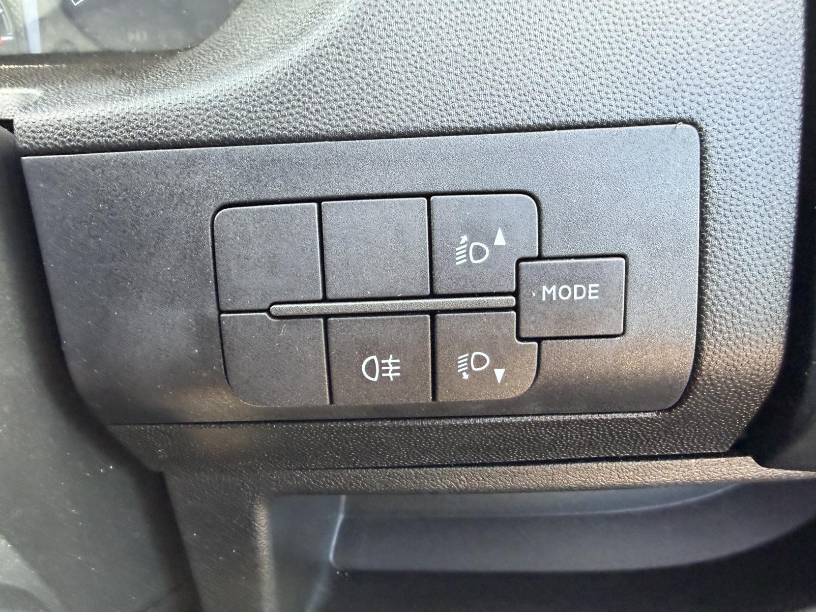 Citroen Relay 2.0 BlueHDi 35 Enterprise Panel Van 5dr Diesel Manual L3 High Roof Euro 6 (130 ps)