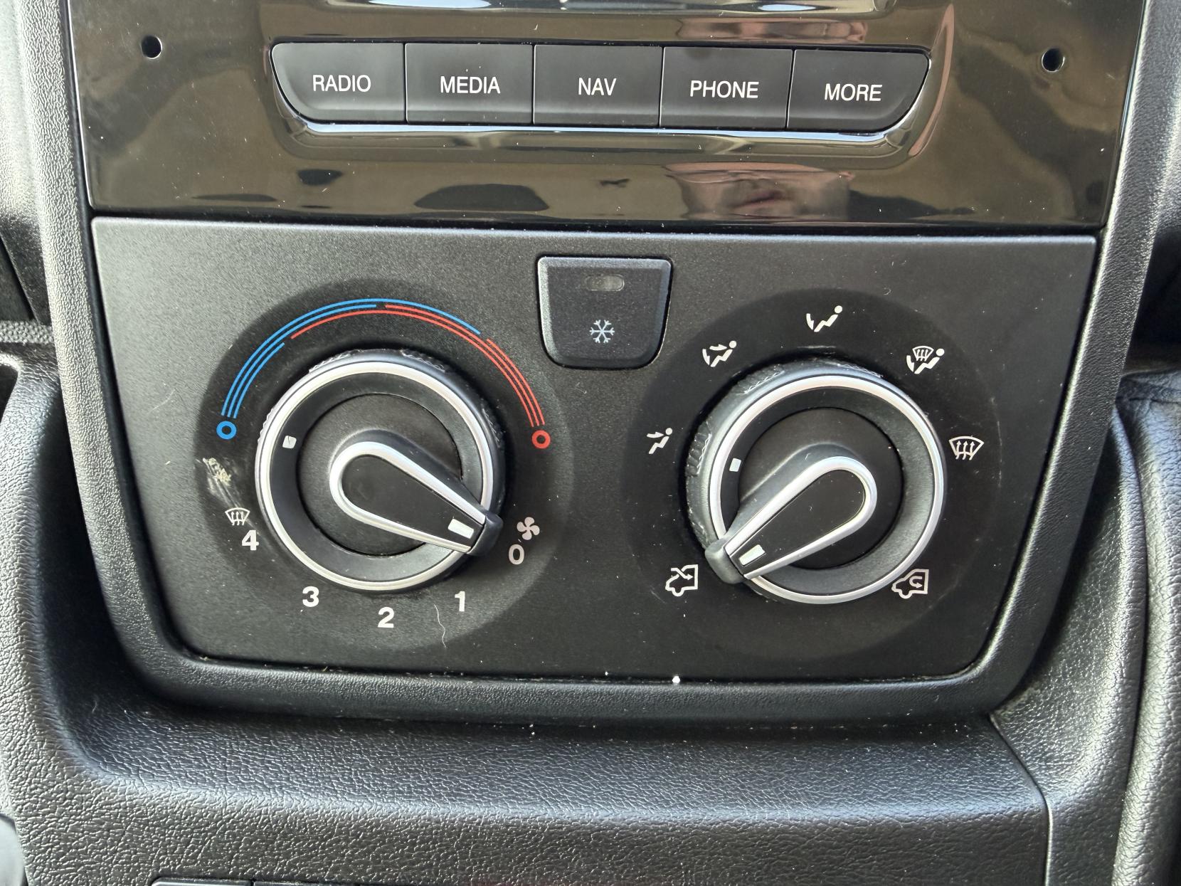 Citroen Relay 2.0 BlueHDi 35 Enterprise Panel Van 5dr Diesel Manual L3 High Roof Euro 6 (130 ps)