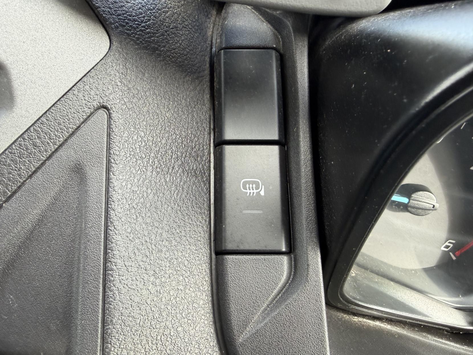 Ford Transit Custom 2.0 TDCi 310 Panel Van 5dr Diesel Manual L2 H1 (167 g/km, 104 bhp)