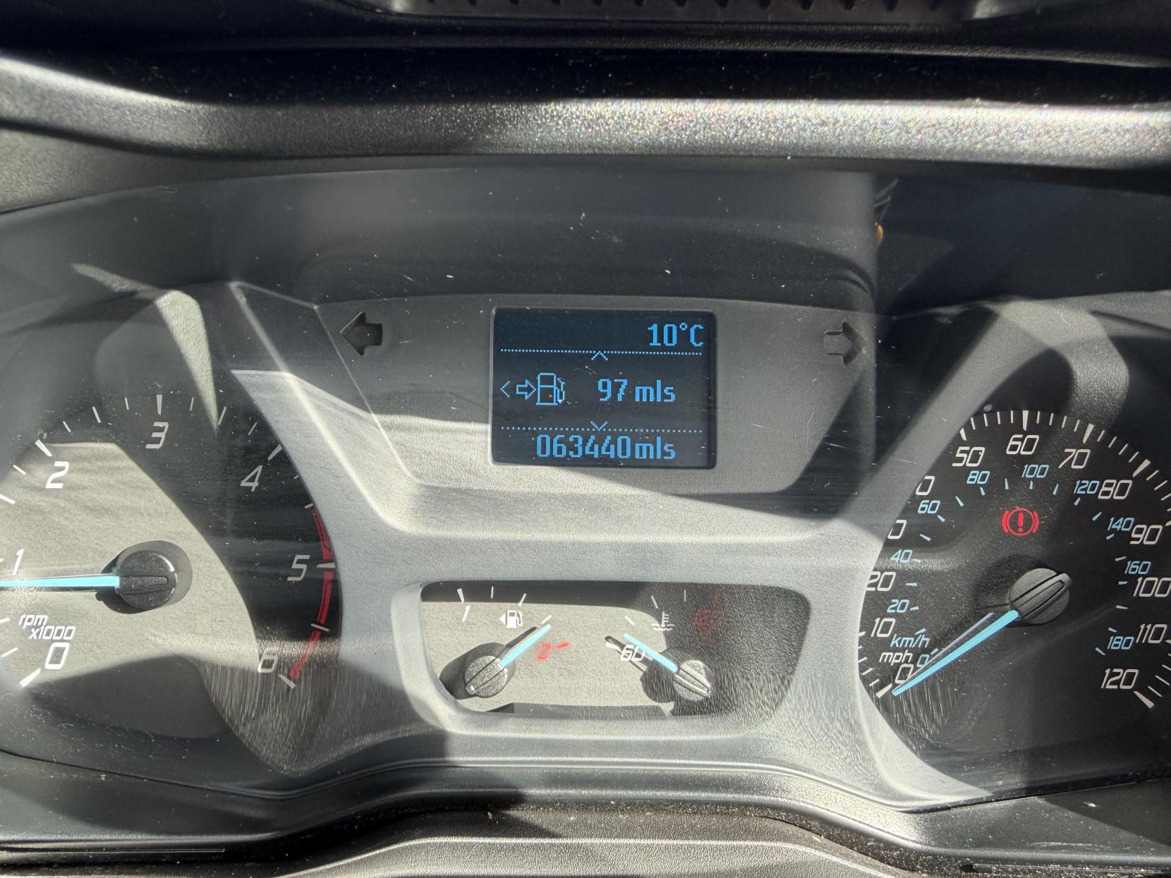 Ford Transit Custom 2.0 TDCi 310 Panel Van 5dr Diesel Manual L2 H1 (167 g/km, 104 bhp)