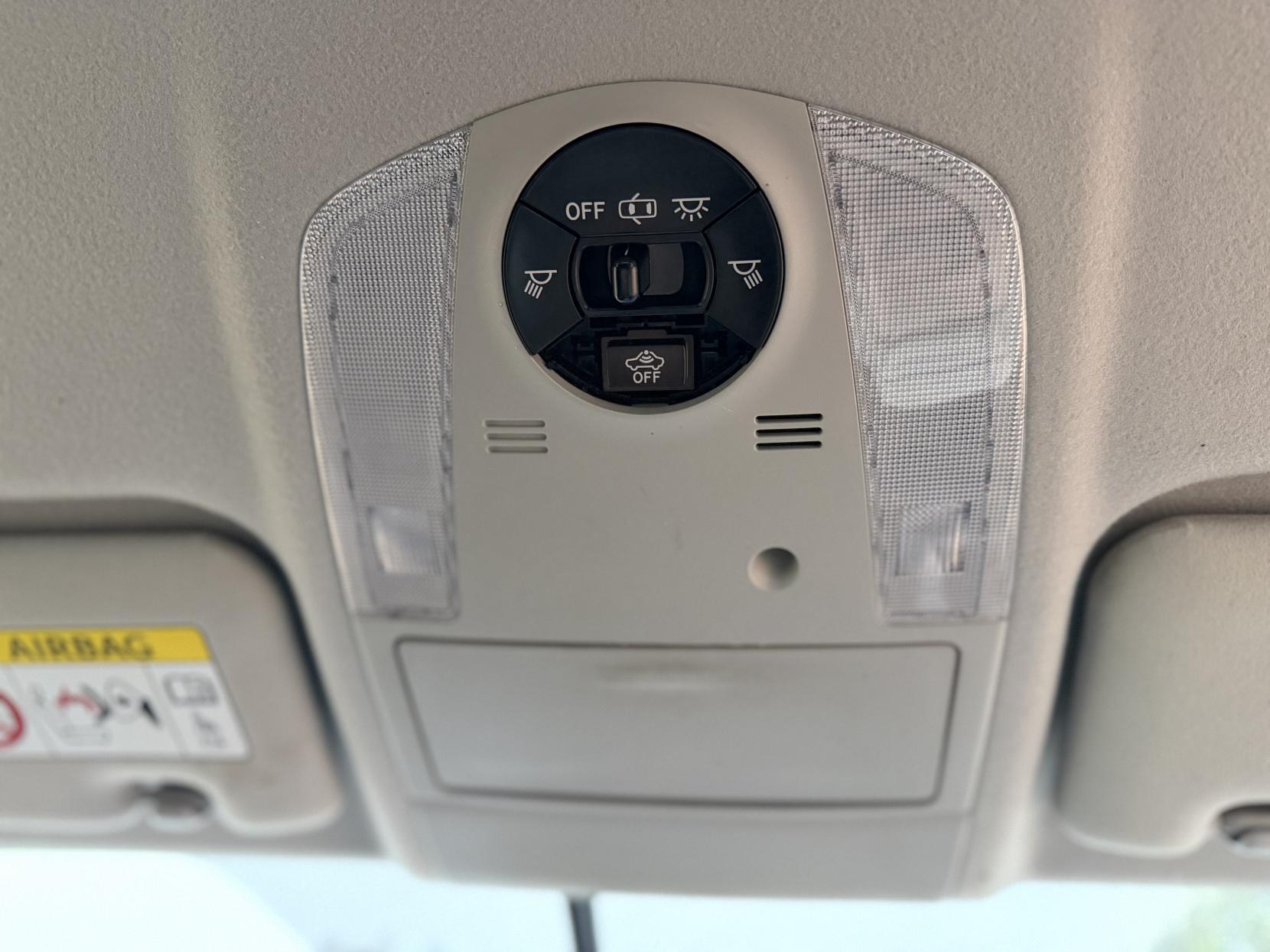 Toyota Prius 1.8 VVT-h Hatchback 5dr Petrol Plug-in Hybrid CVT Euro 5 (s/s) (136 ps)