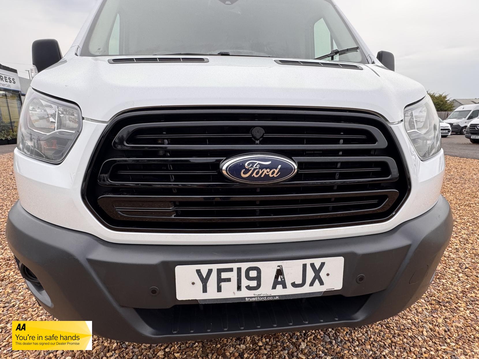 Ford Transit 2.0 350 EcoBlue Panel Van 5dr Diesel Manual RWD L2 H3 Euro 6 (130 ps)