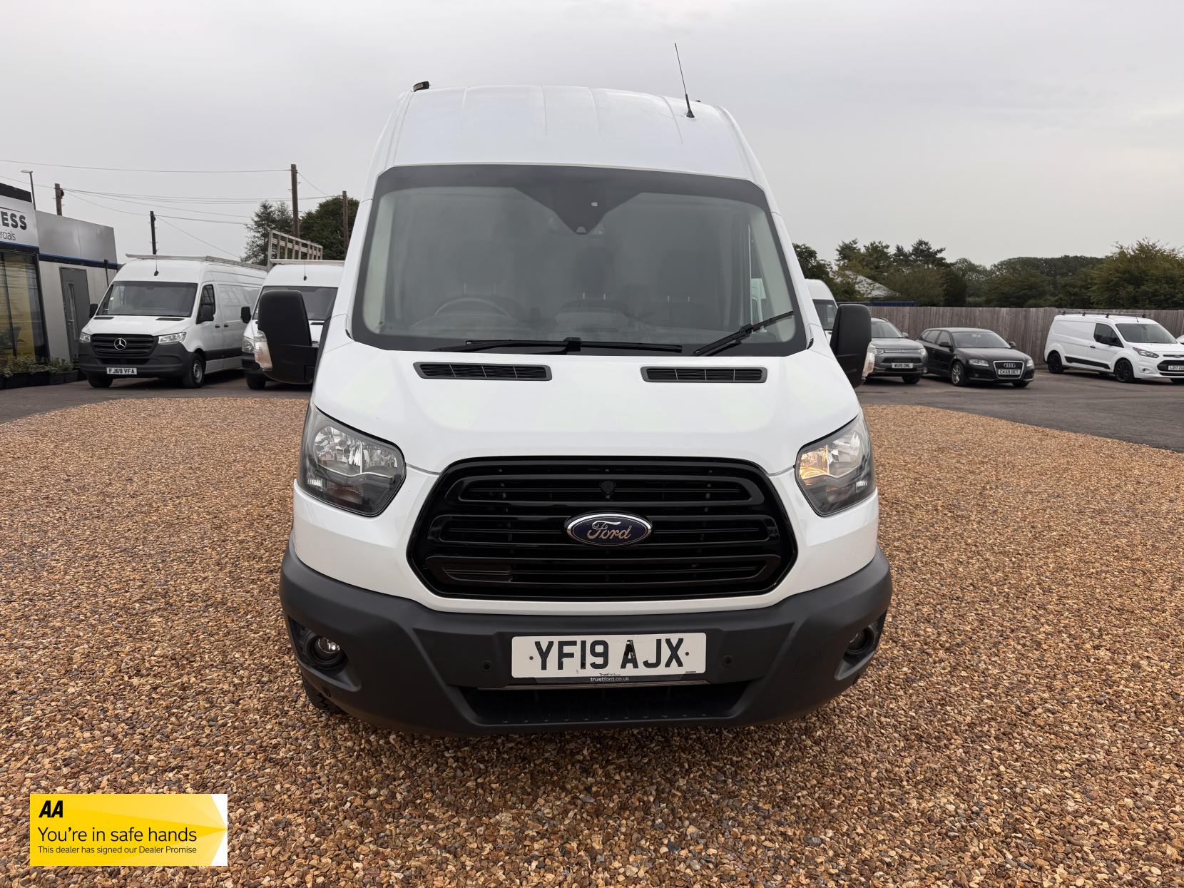 Ford Transit 2.0 350 EcoBlue Panel Van 5dr Diesel Manual RWD L2 H3 Euro 6 (130 ps)