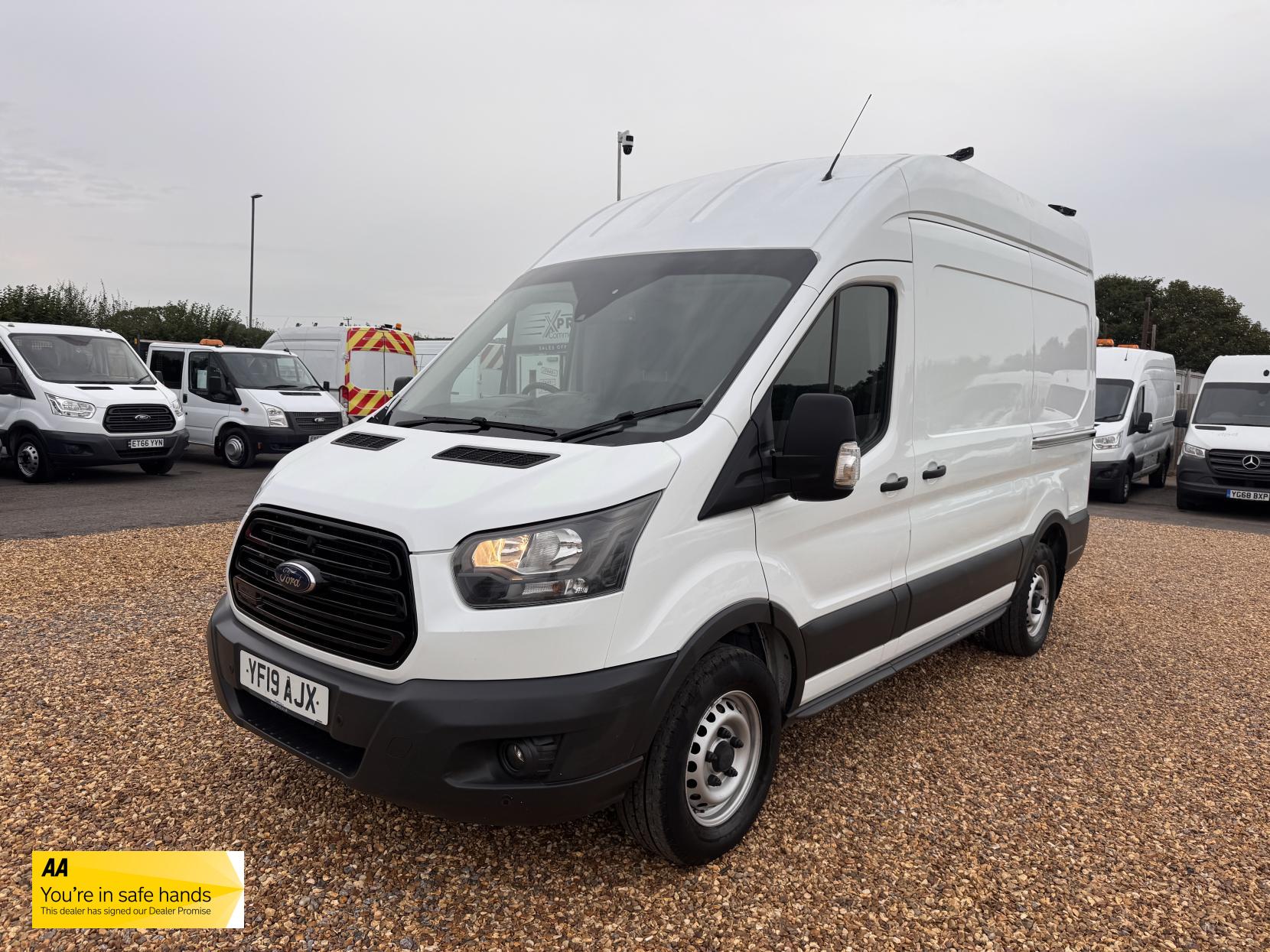 Ford Transit 2.0 350 EcoBlue Panel Van 5dr Diesel Manual RWD L2 H3 Euro 6 (130 ps)
