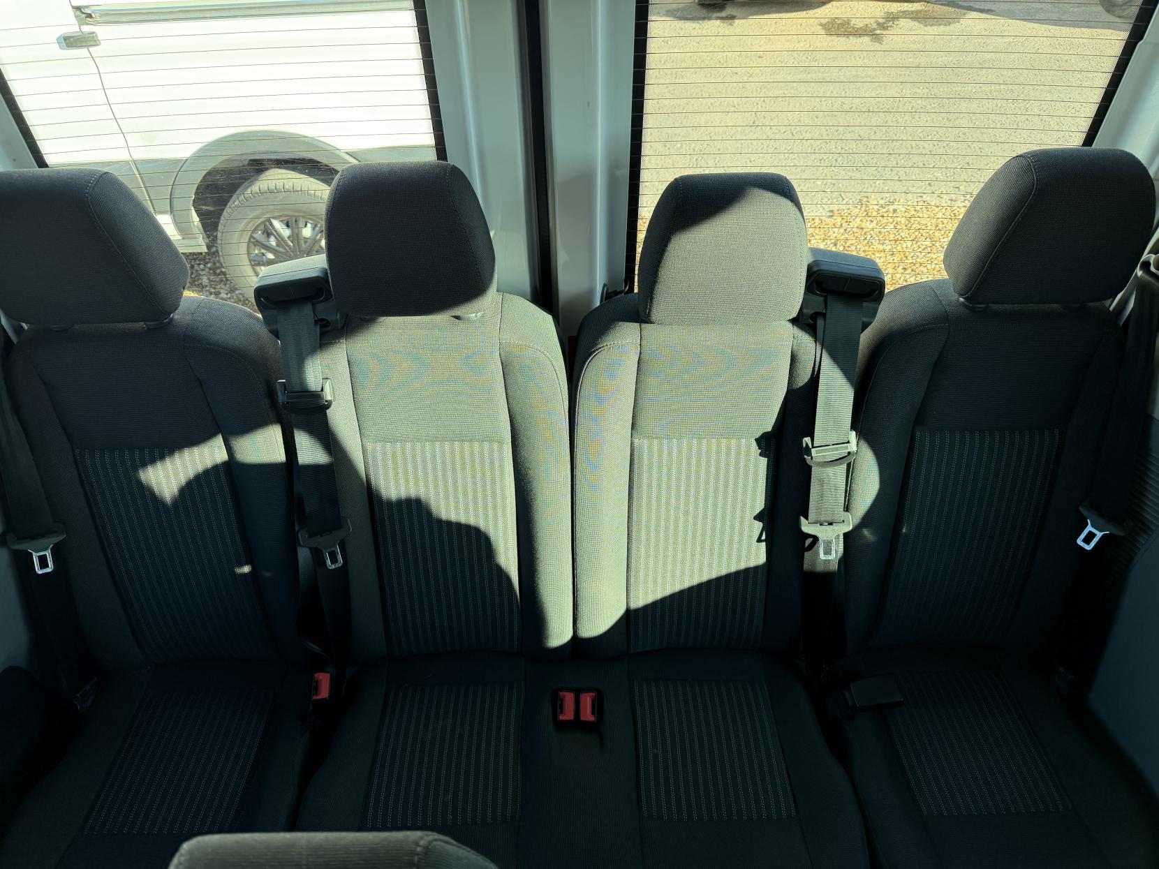 Ford Transit 2.2 TDCi 460 HDT Trend Minibus 4dr Diesel Manual L4 H3 (18 seats) (196 g/km, 123 bhp)