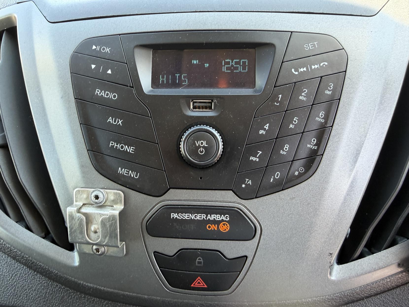 2014 Ford Transit 2.2 TDCi 350 Panel Van 5dr Diesel Manual RWD L3 H3 Euro 5 (100 ps) - Thumbnail 29